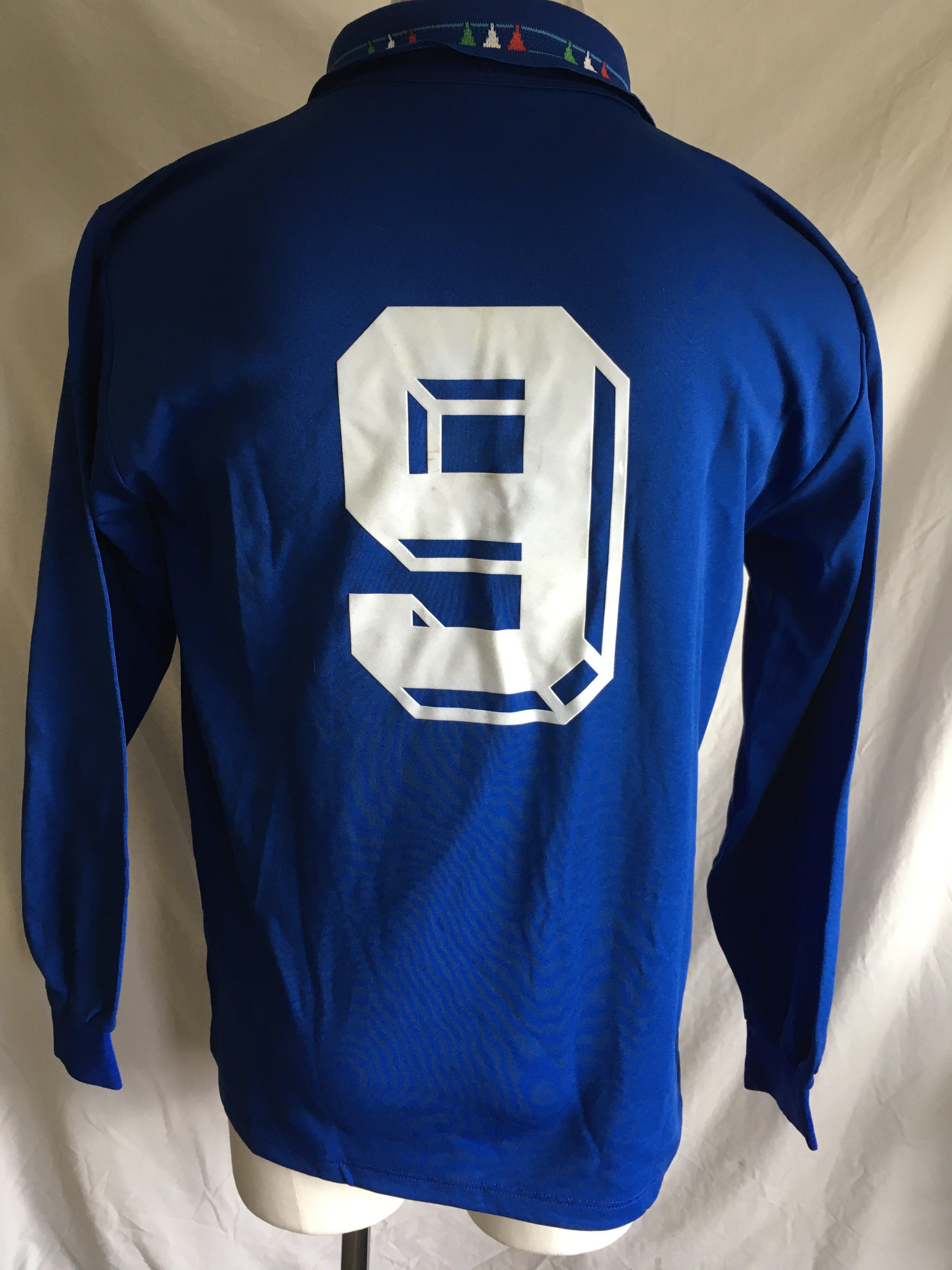 Gianluca Vialli 1991 Italy Match Worn Football Shirt: Worn by the late great Vialli v Norway on 13 11 1991. Swapped with Norway and Liverpools Bjornebye after the match, who had travelled to Italy but was injured and did not play.