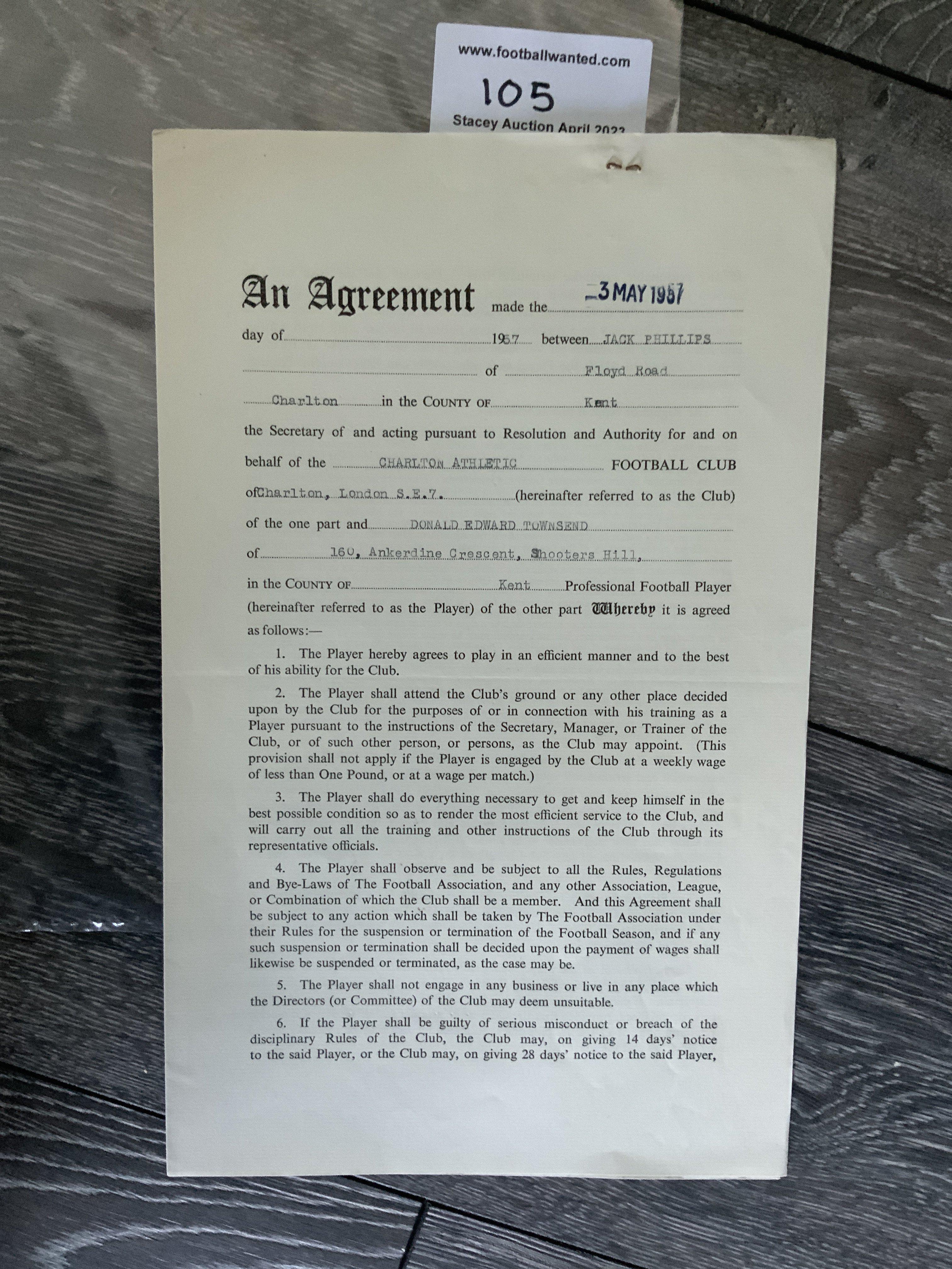 Charlton Athletic 1957/58 Football Contract: Issued and signed by Don Townsend father of Andy Townsend. Excellent.
