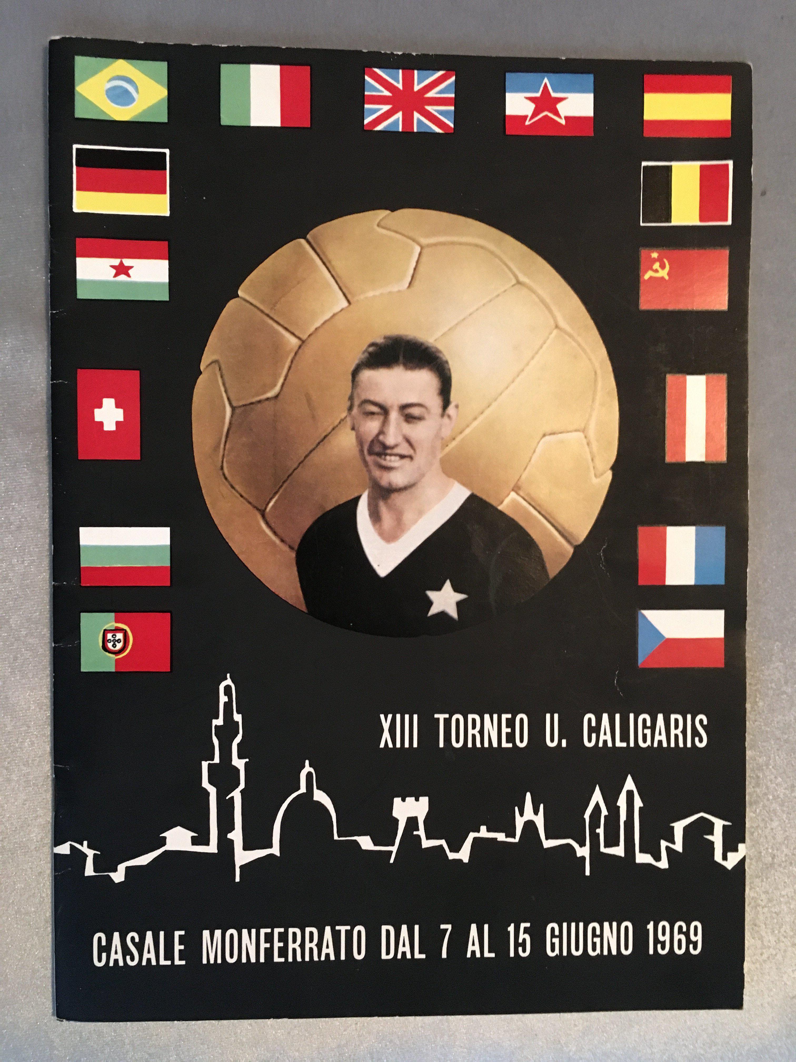 1969 West Ham Youth Football Tournament Programme: Excellent condition large attractive brochure with team groups of participating teams including Juventus, CSKA, Inter Milan, Torino, West Ham and others. Rare item brought home by a West Ham player who played in the Italian tournament.