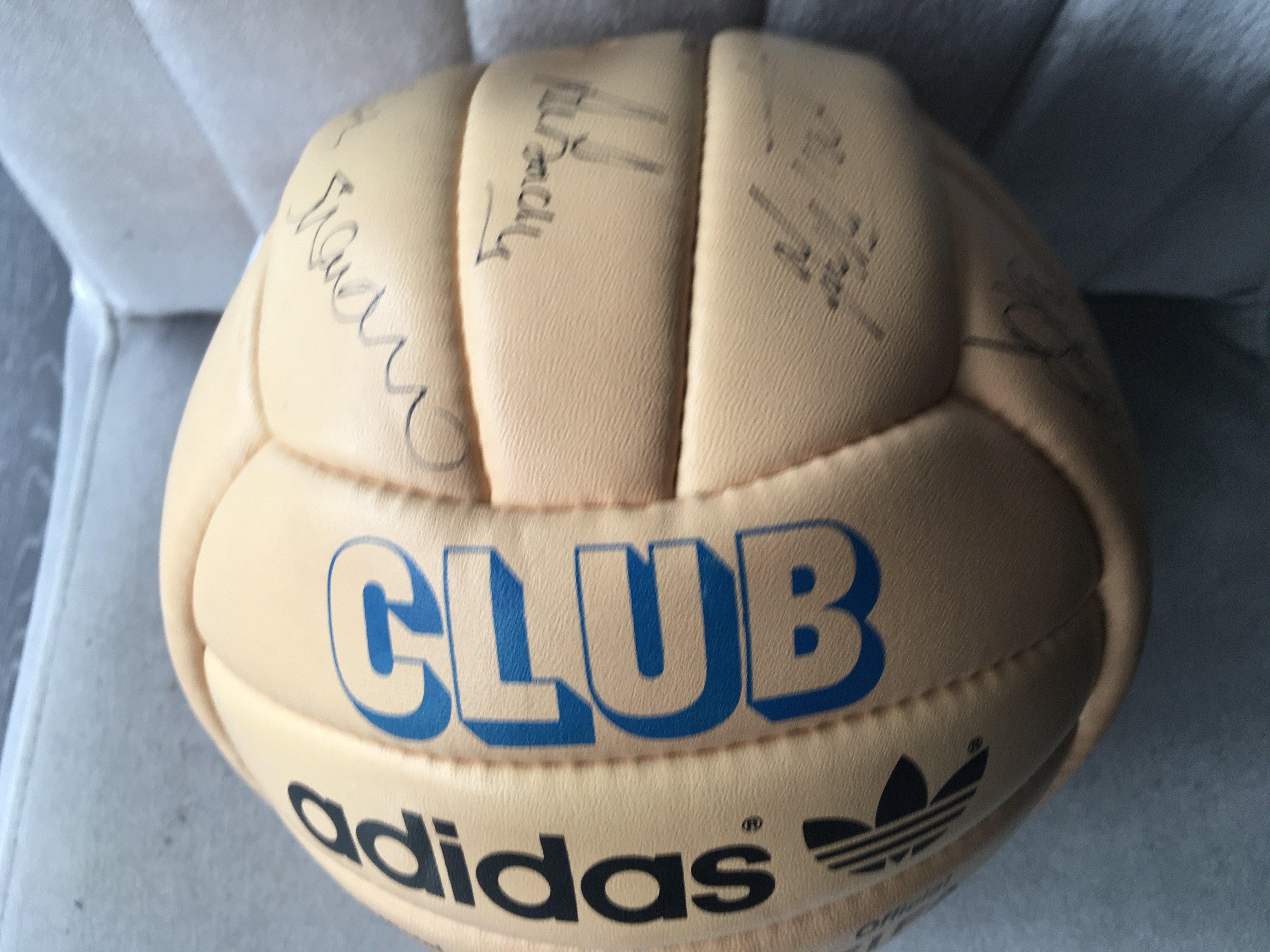 West Ham Signed Adidas Football: Official Adidas FIFA Club ball hand signed neatly in biro by Gale, Martin, Paris, Parkes, Cottee, Campbell and Dickens. 18 autographs from the mid 80s.