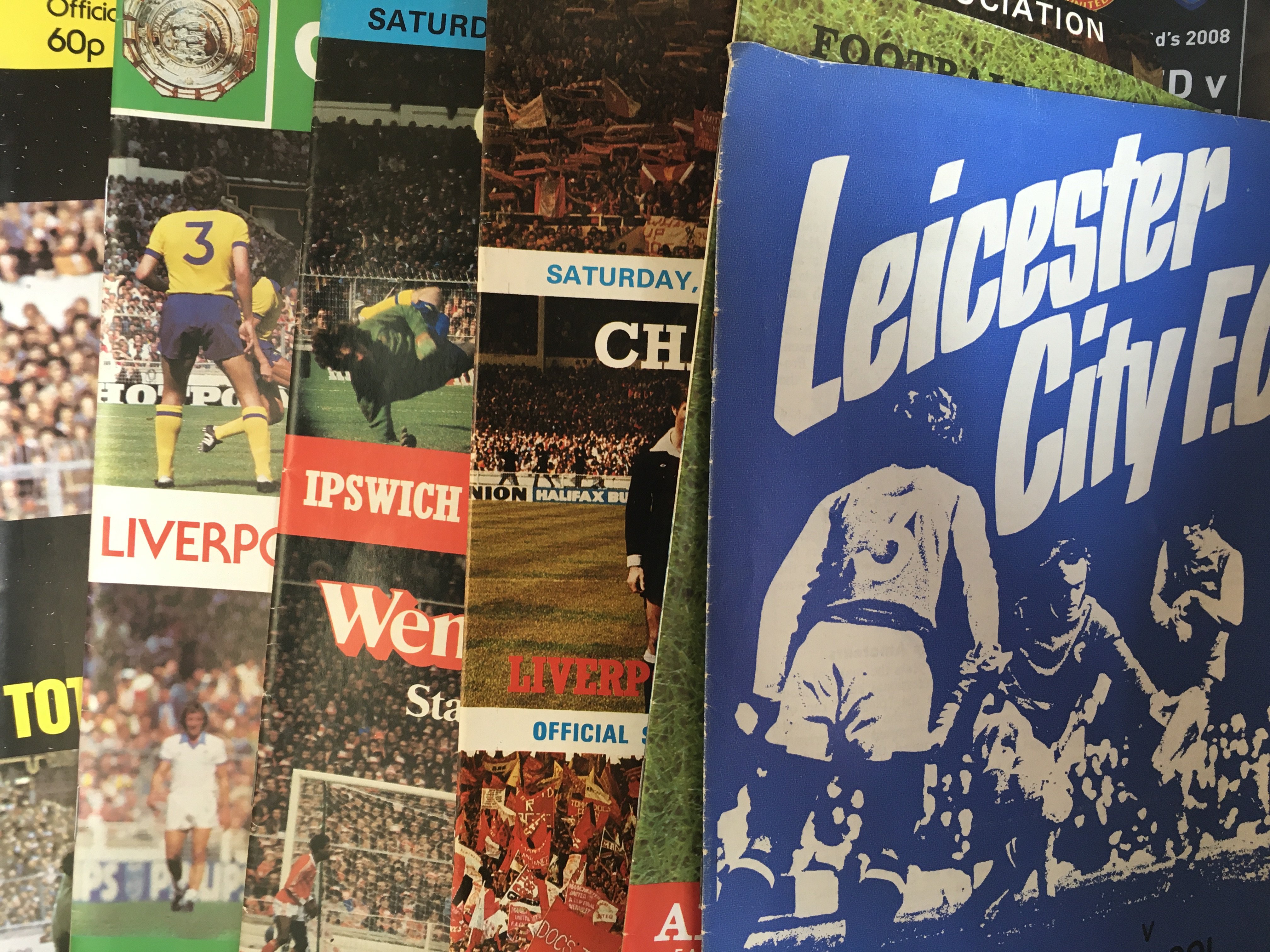 Charity Shield Football Programmes: Includes 67 68 and 88. Mainly good. (36)