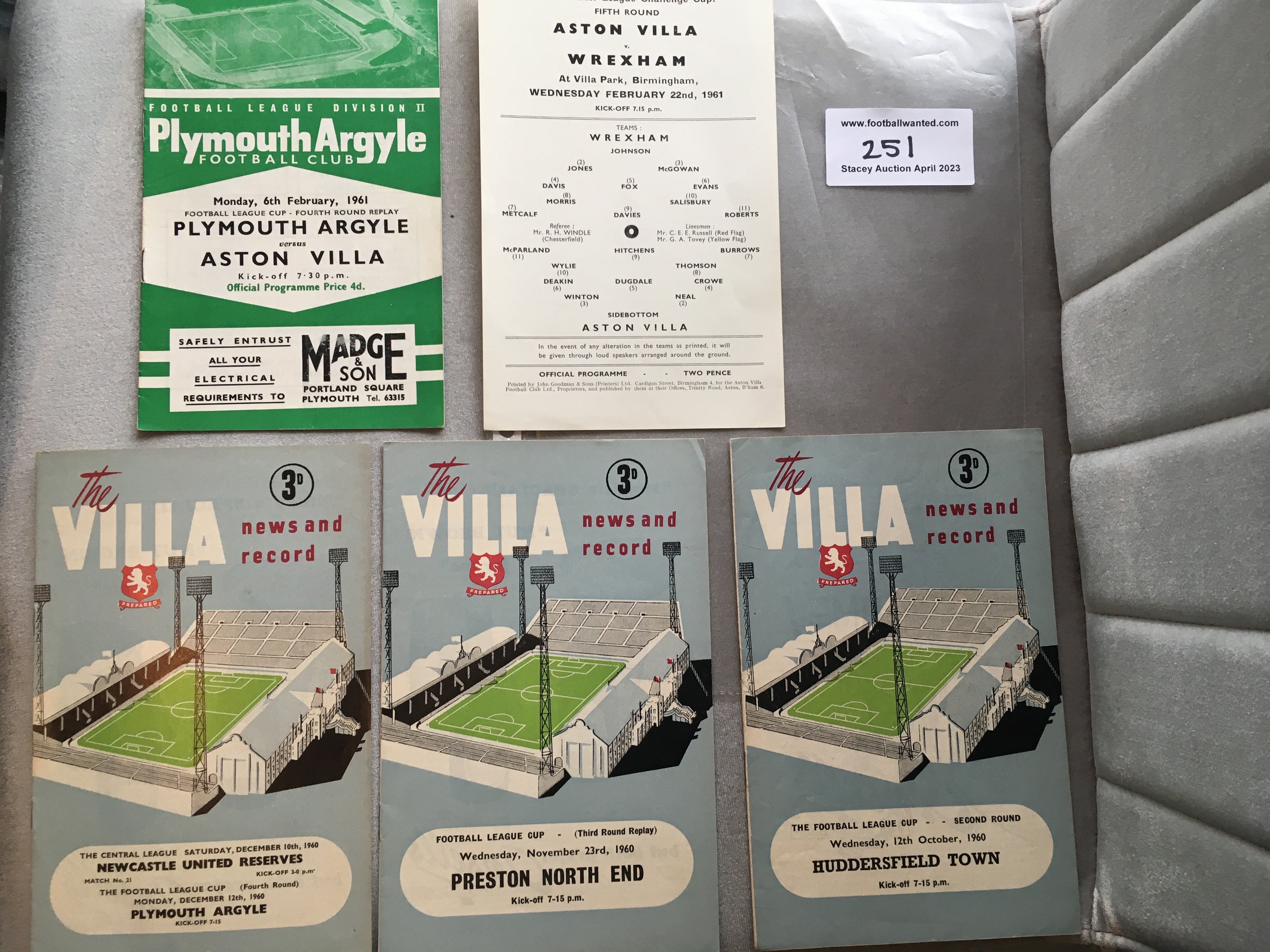 60/61 League Cup Aston Villa Football Programmes: Aston Villa won the league cup in its first season. Four home matches v Plymouth Preston Huddersfield and a single sheet v Wrexham. C/W away replay at Plymouth. Excellent. (5)