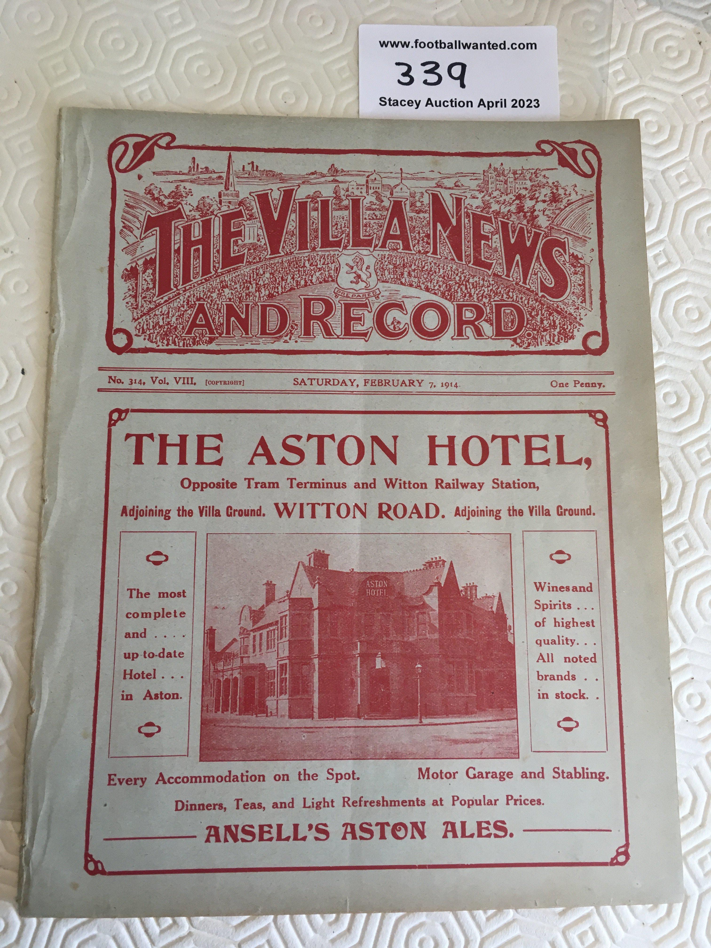1913 - 1914 Aston Villa v West Brom Football Programme: Ex bound 1st division programme in good condition with no team changes. Has a full page West Brom team group. Covers present and intact.