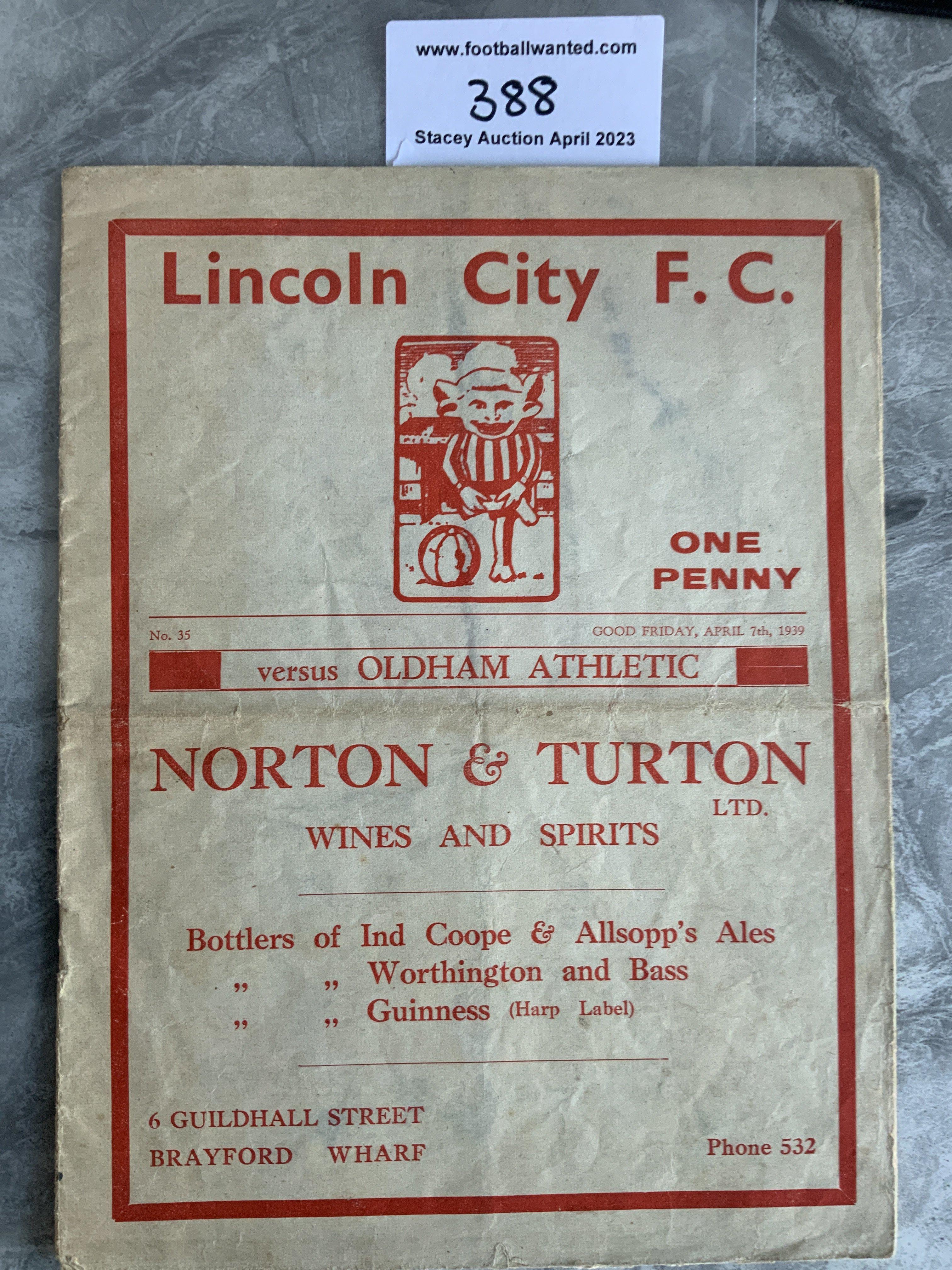 1938 - 1939 Lincoln City v Oldham Athletic Football Programme: Good condition with no team changes. Fold and slight creasing.