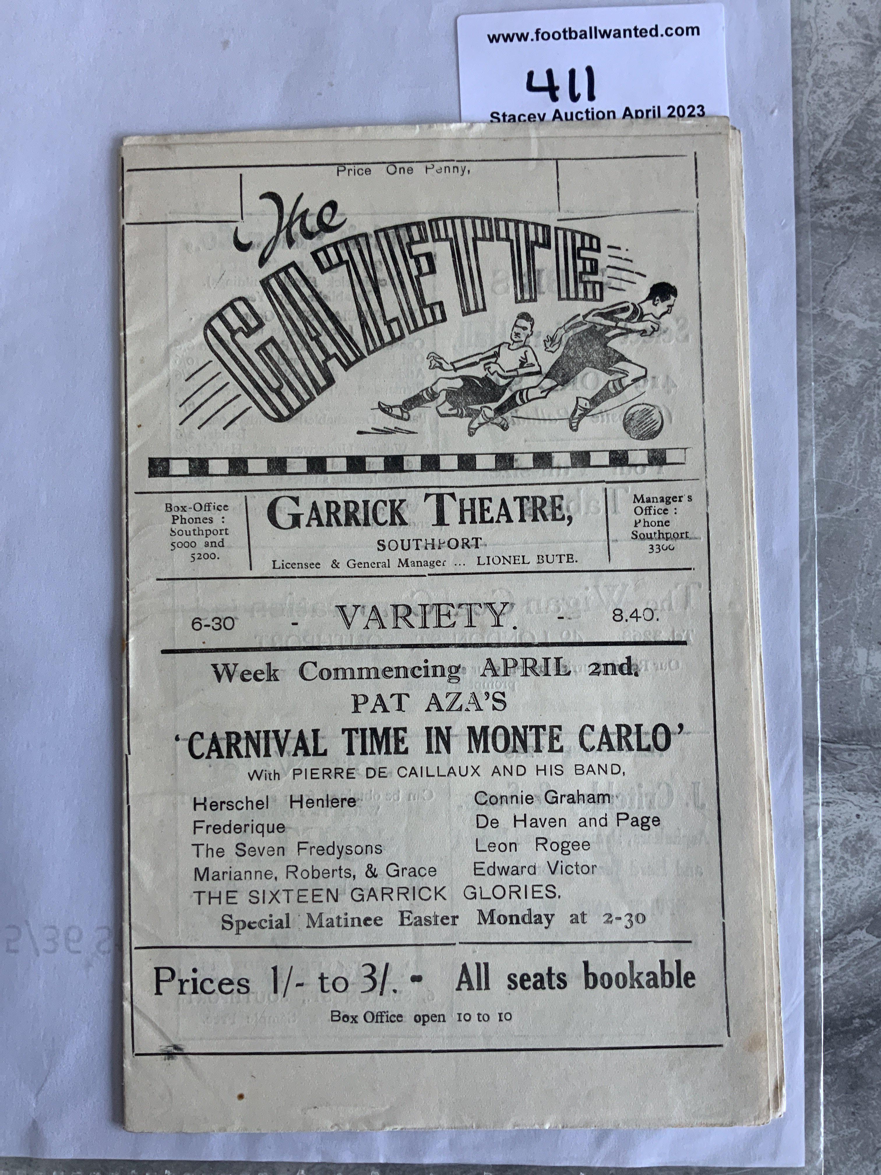 1933 - 1934 Southport v Crewe Alexandra Football Programme: Excellent condition with no team changes. Light fold.
