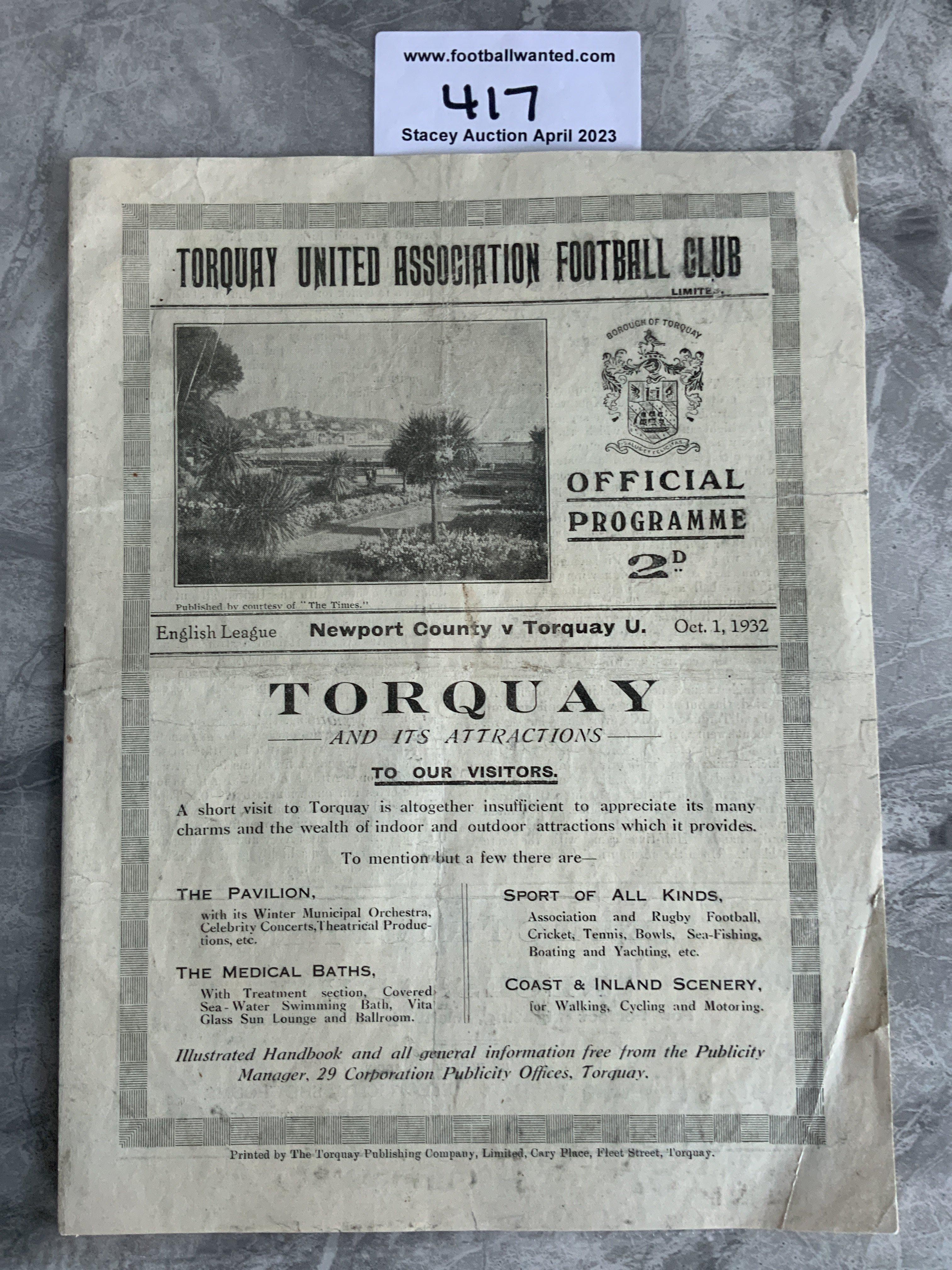 1932 - 1933 Torquay United v Newport County Football Programme: Very good condition with no team changes. Couple of folds.
