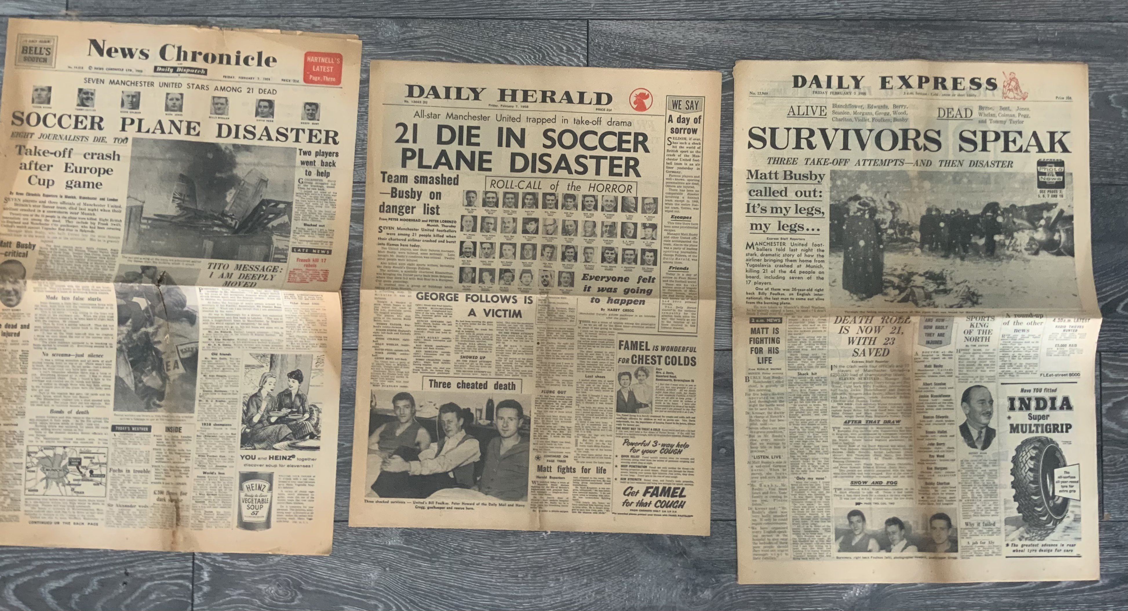 Manchester United Munich Air Crash Newspapers: 12 page Daily Express 4 page News Chronicle and 4 page Daily Herald. Fair/good condition. (3)