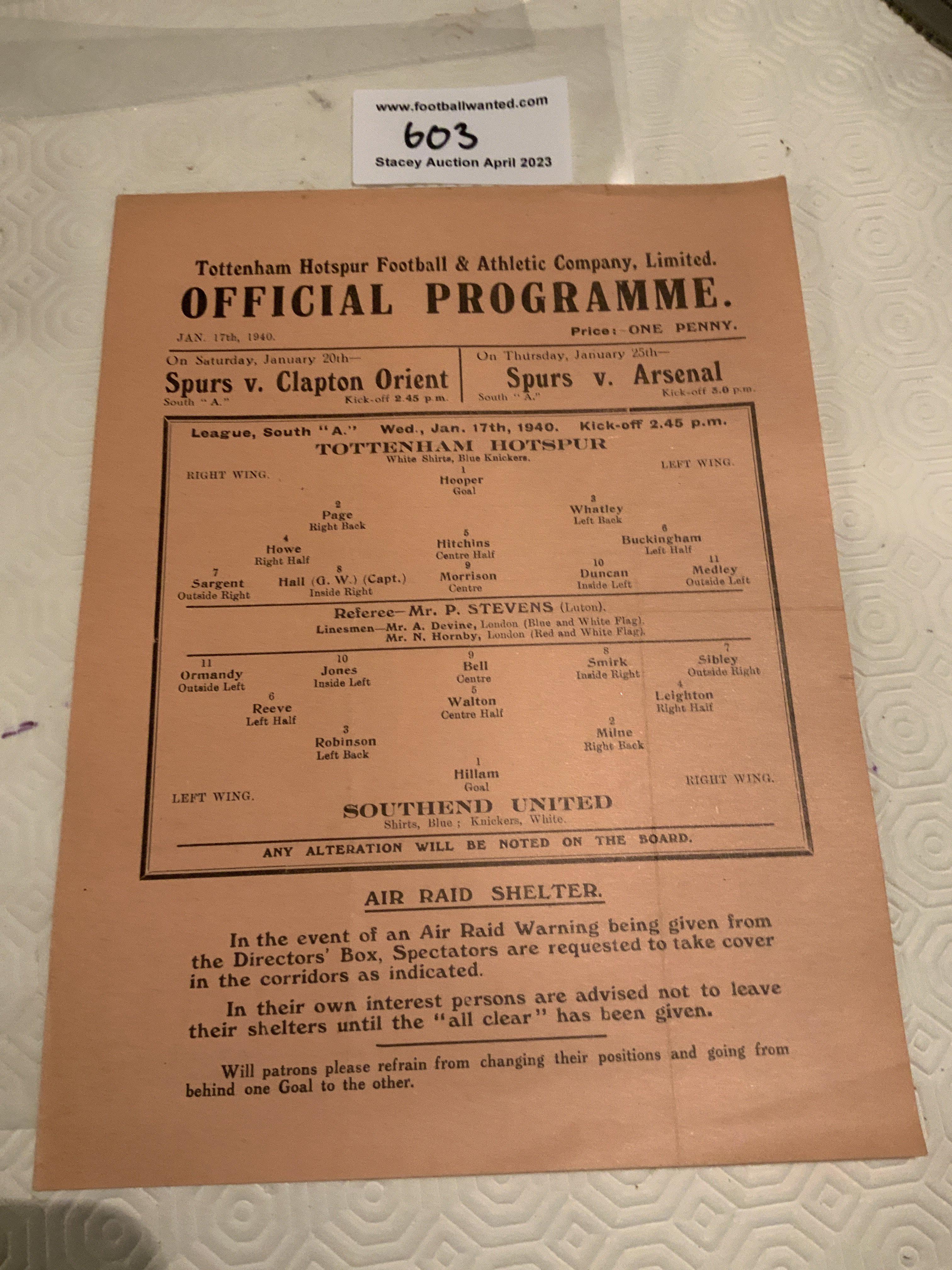 39/40 Tottenham v Southend United Football Programme: Excellent condition single sheet league match with no team changes. Dated 17 1 1940.