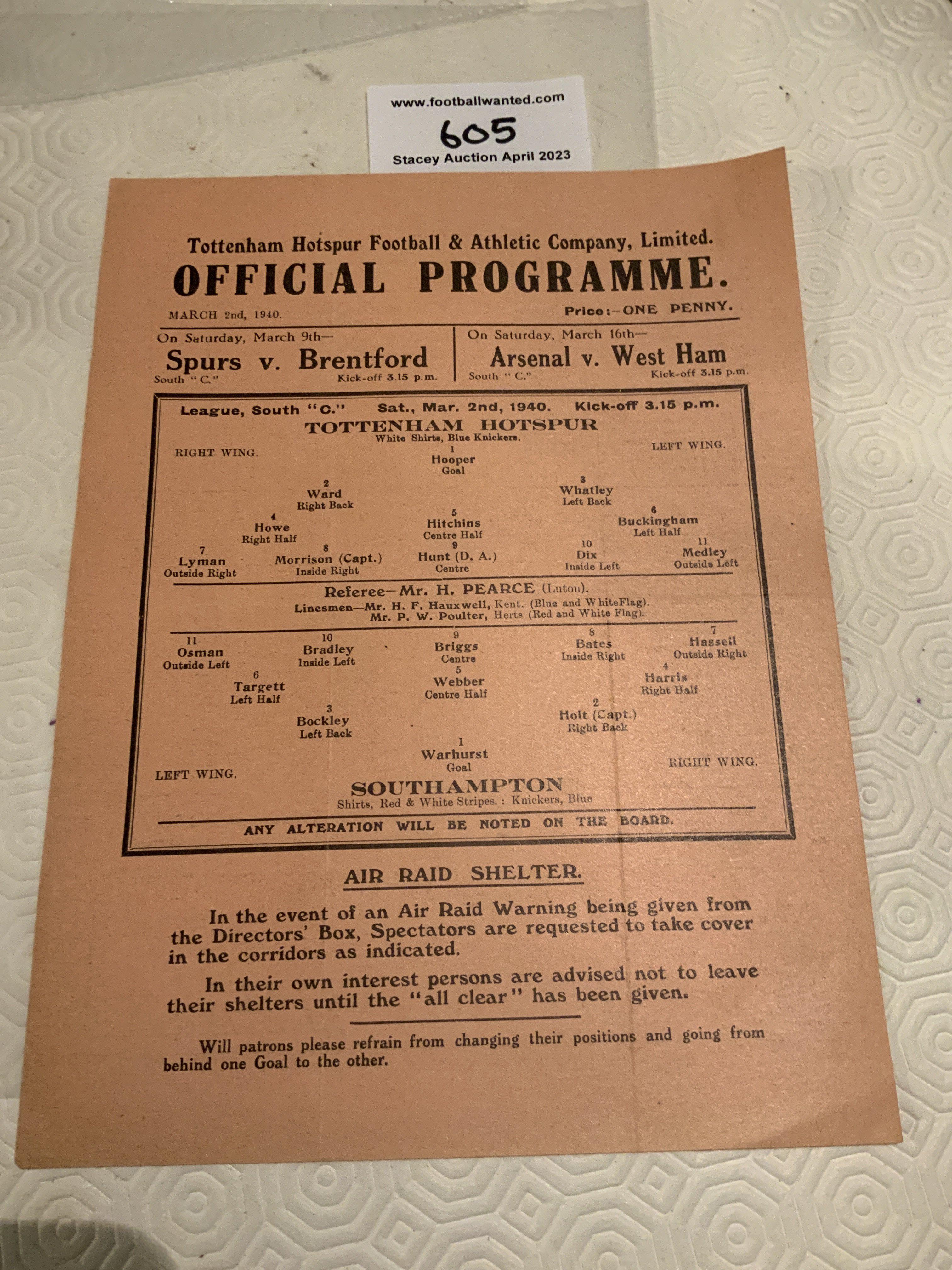 39/40 Tottenham v Southampton Football Programme: Excellent condition single sheet league match with no team changes. Dated 2 3 1940.