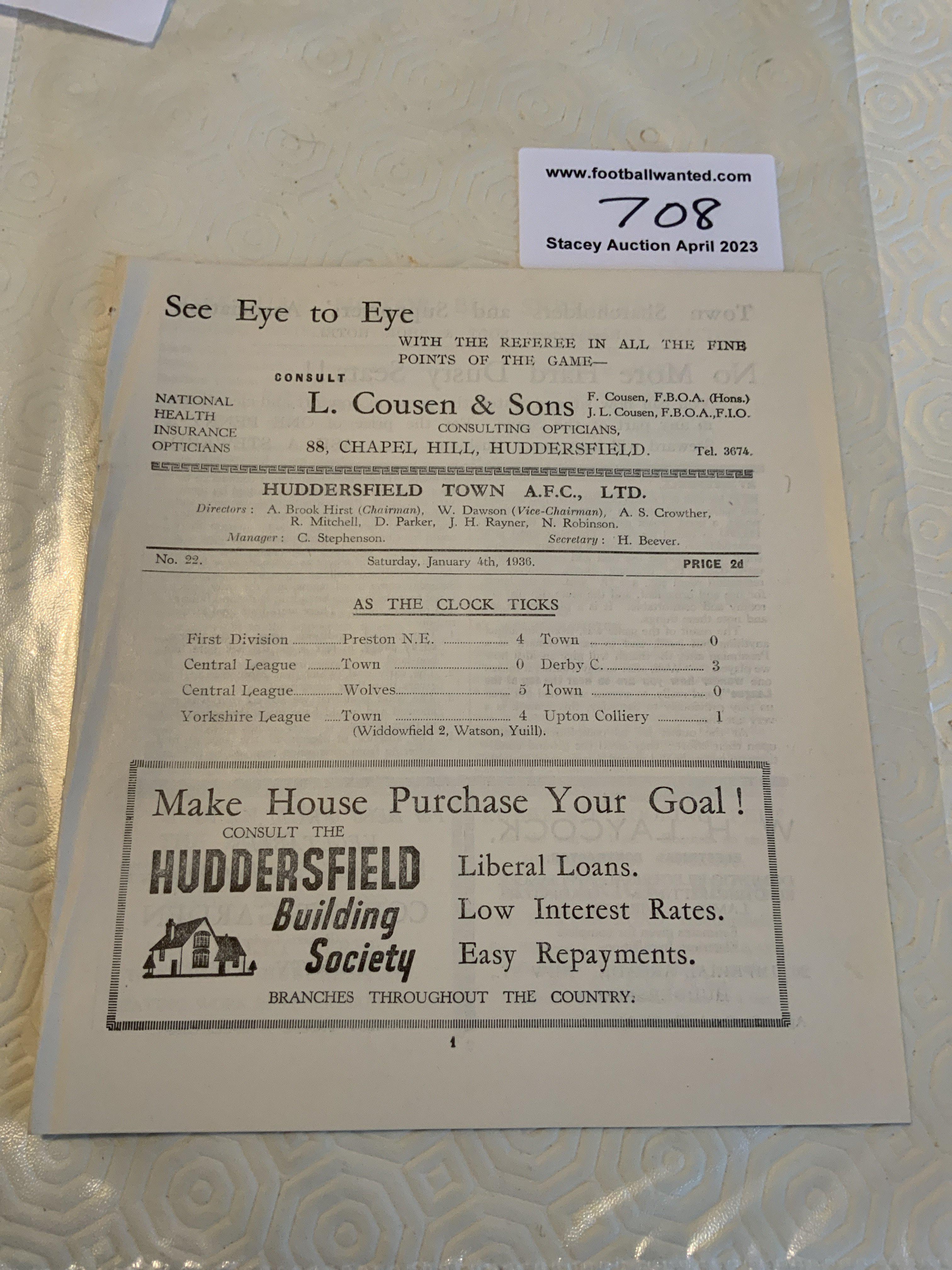 35/36 Huddersfield Town v Brentford Football Programme: Ex bound league match with no covers has no team changes.