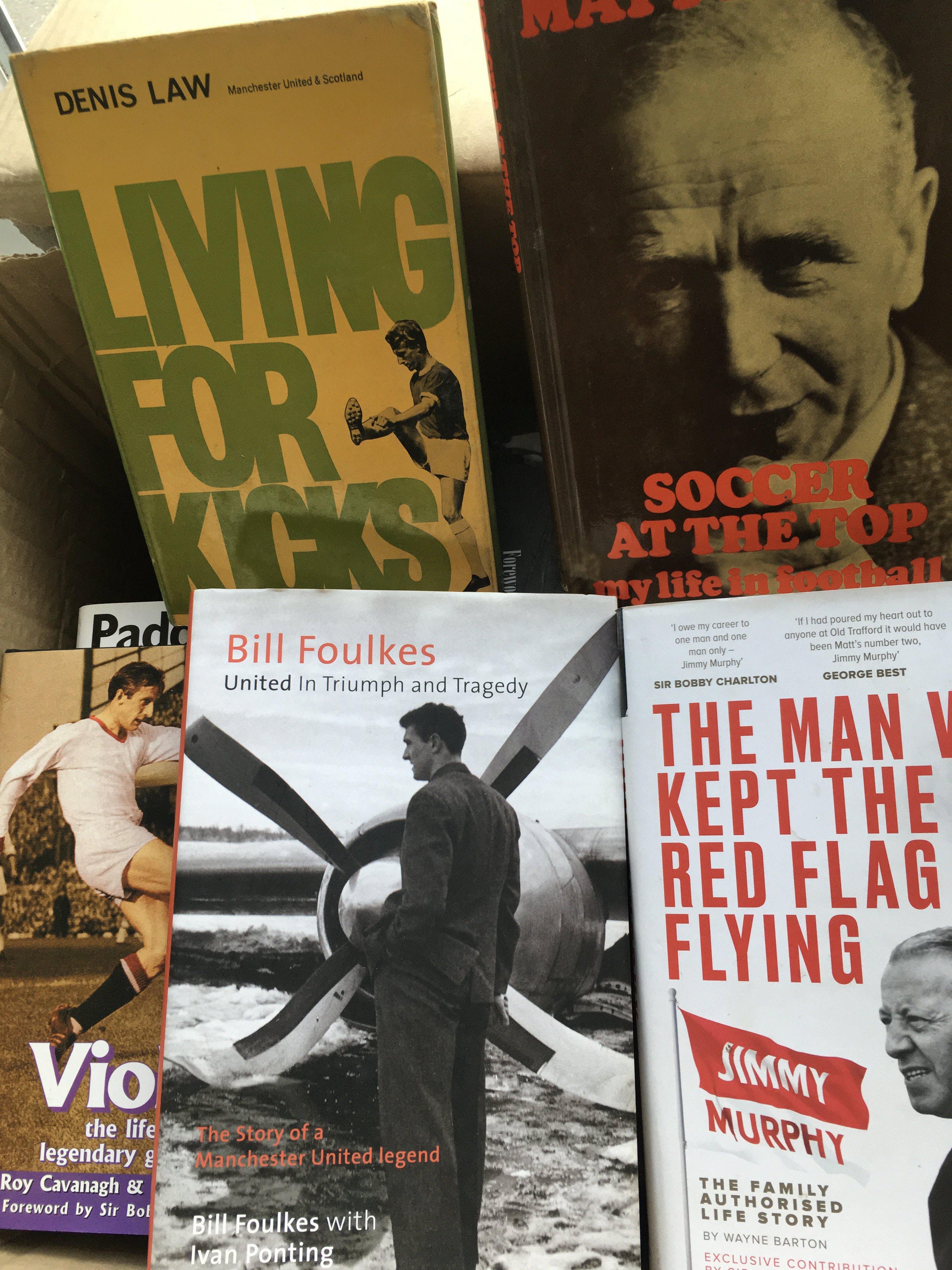 Manchester United Football Book Collection: First box of 32 contains mainly autobiographies with a further box containing 26 including histories. Mainly hardback in good condition. (2 boxes)