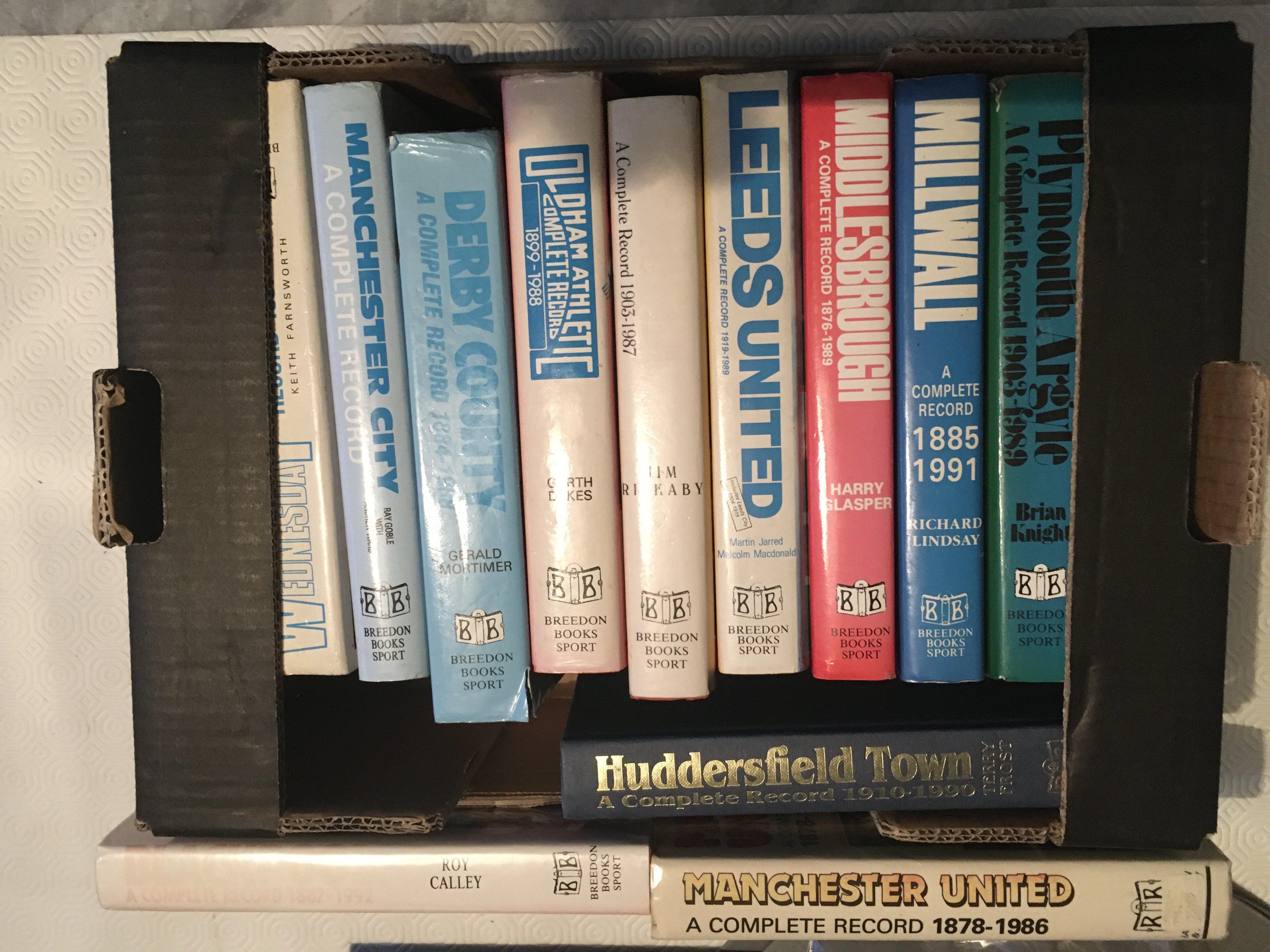 Breedon Football History Books: The small compact most sort after histories in hardback format. Huddersfield has no dust jacket with Aberdeen and Blackpool having faded spines. Apart from a tear on the spine on Derby the rest are very good. Includes Leeds, Plymouth, Man City and Middlesbrough. (12)