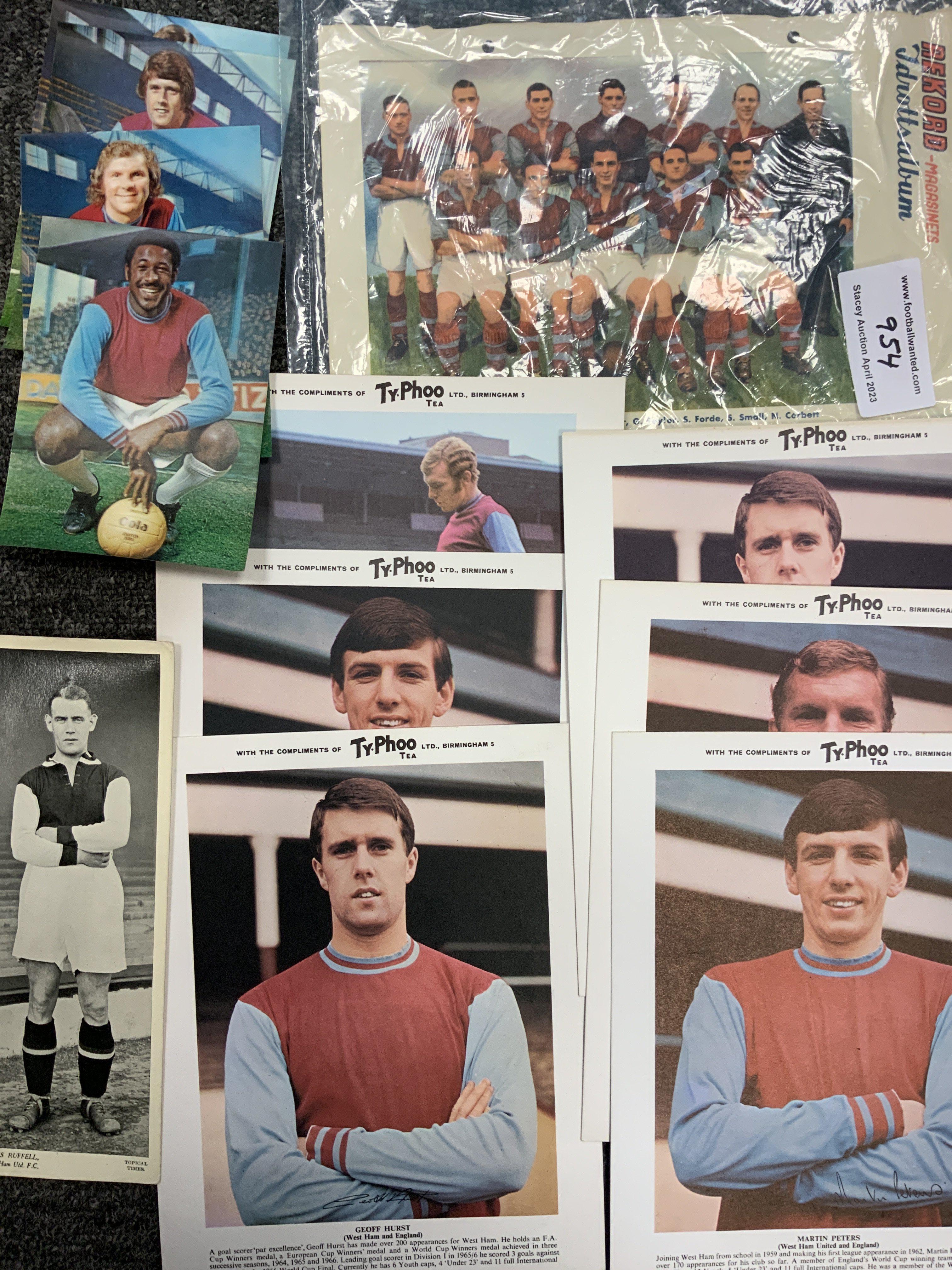 West Ham Football Card Collection: Includes 6 Typhoo Tea cards, Swedish large 50s team group and a quantity of old cards from makers Pinnace, lots of different A + BC, Topical Times and more. Some more modern ones are signed. Autographs include Lyall, Peters and Di Canio.