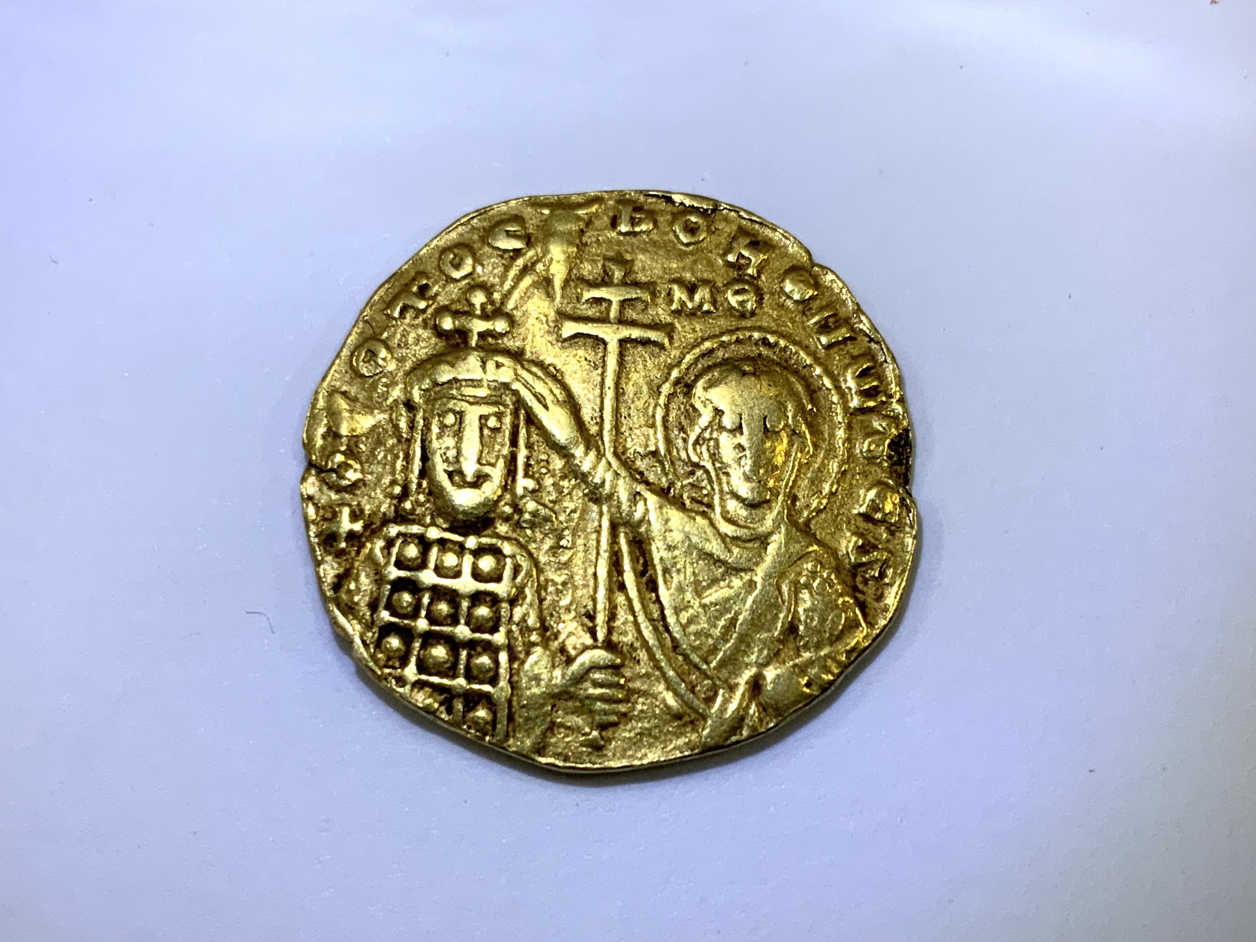 John I Zimisces. 969-976. Histamenon Nomisma, gold (22mm, 4.05 g, 6h). XF condition, Constantinople mint.