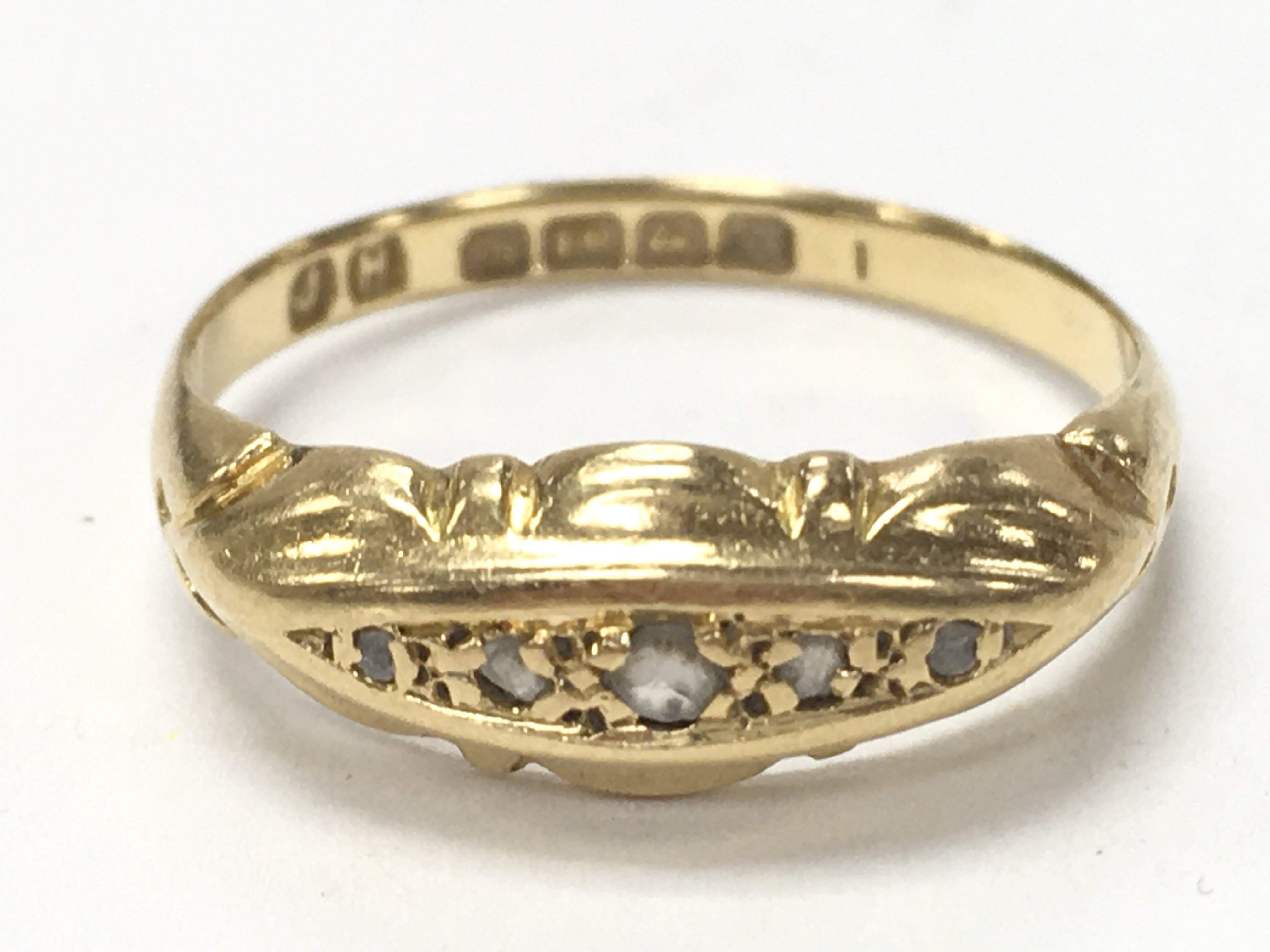 1920s 18ct gold diamond set ring, total weight 2.2g. Size M. Postage category A