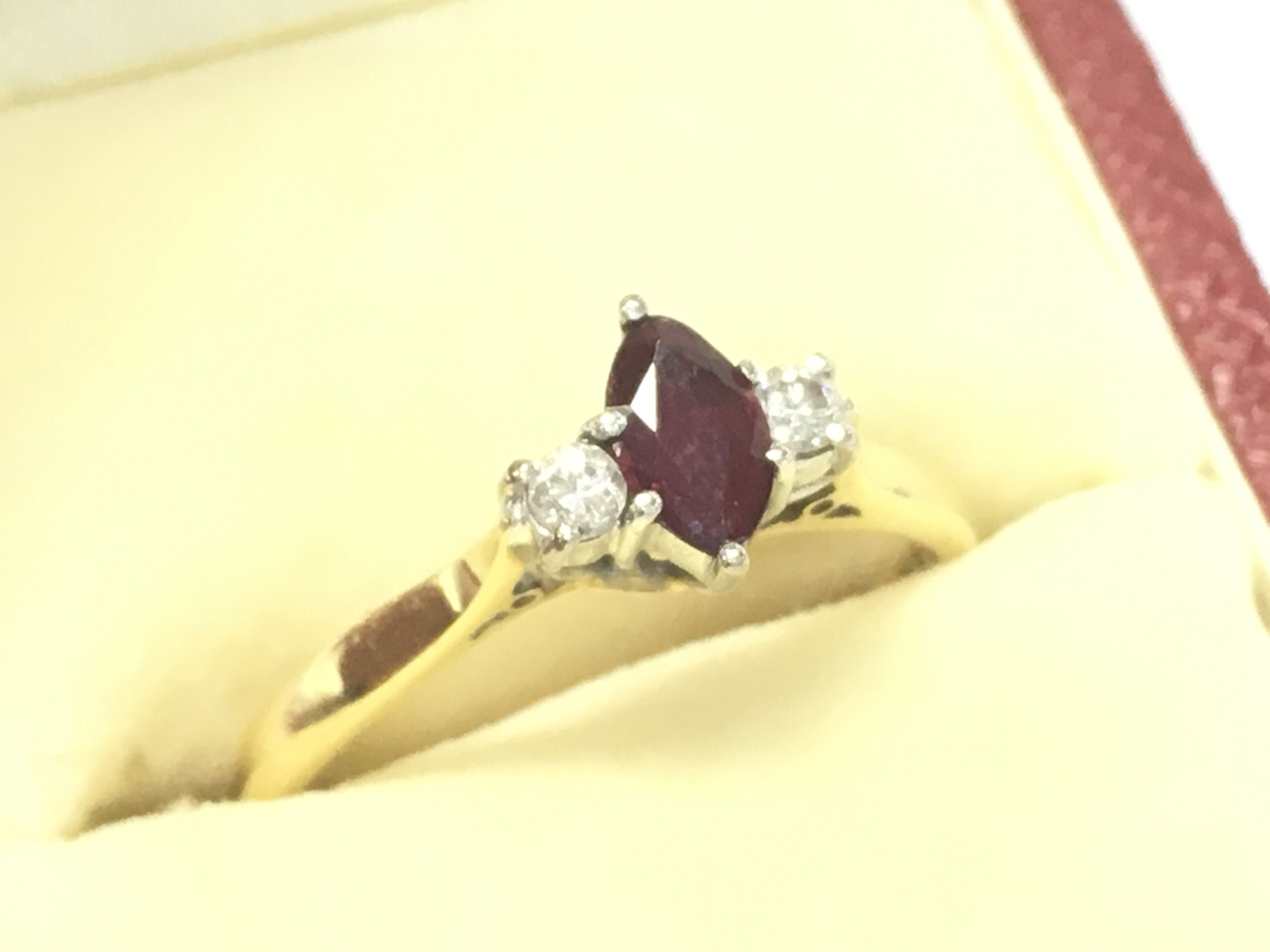 WITHDRAWN - - An 18ct gold ring set with diamonds and a ruby stone , 3g. Size Q. Postage category A