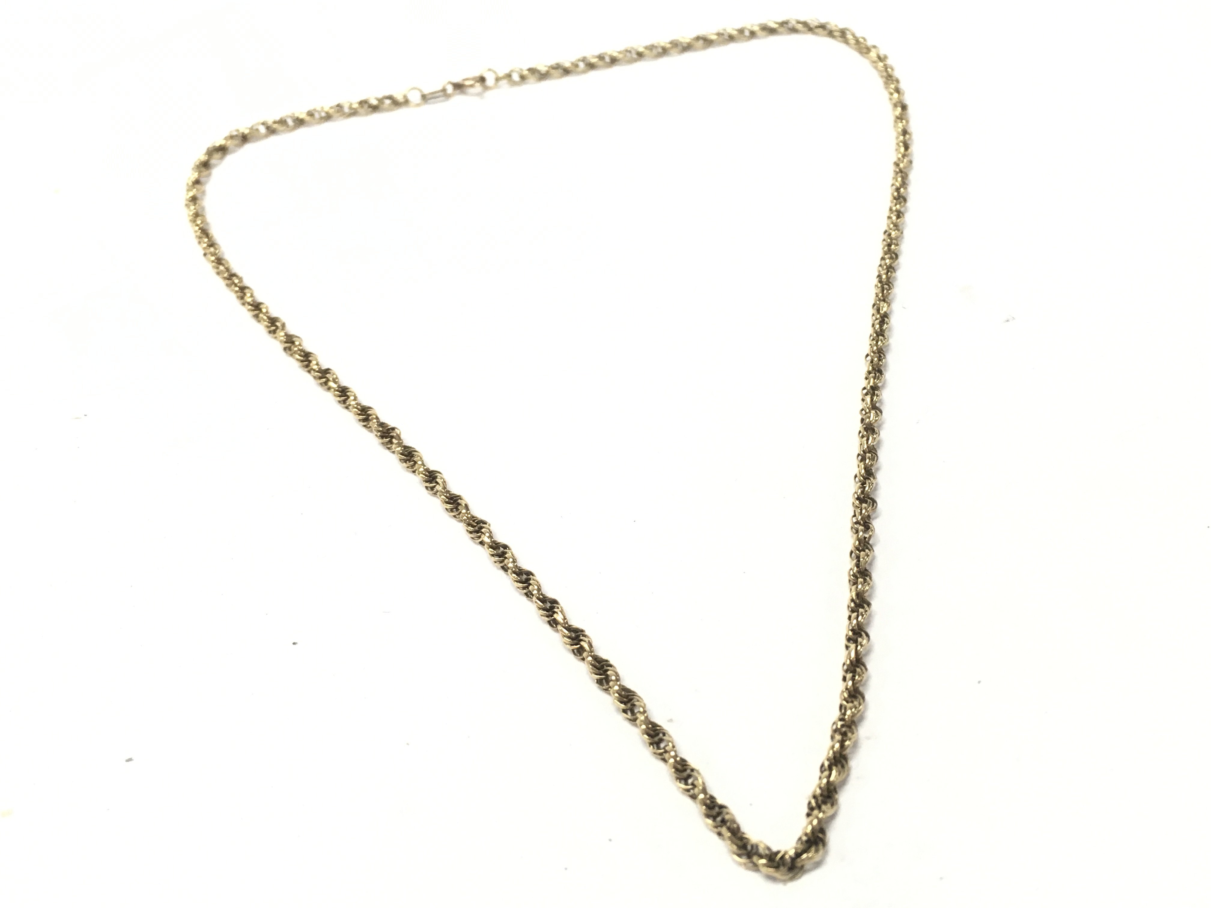 A 9 carat gold chain, total weight 6g. 18 inches long. Postage category A