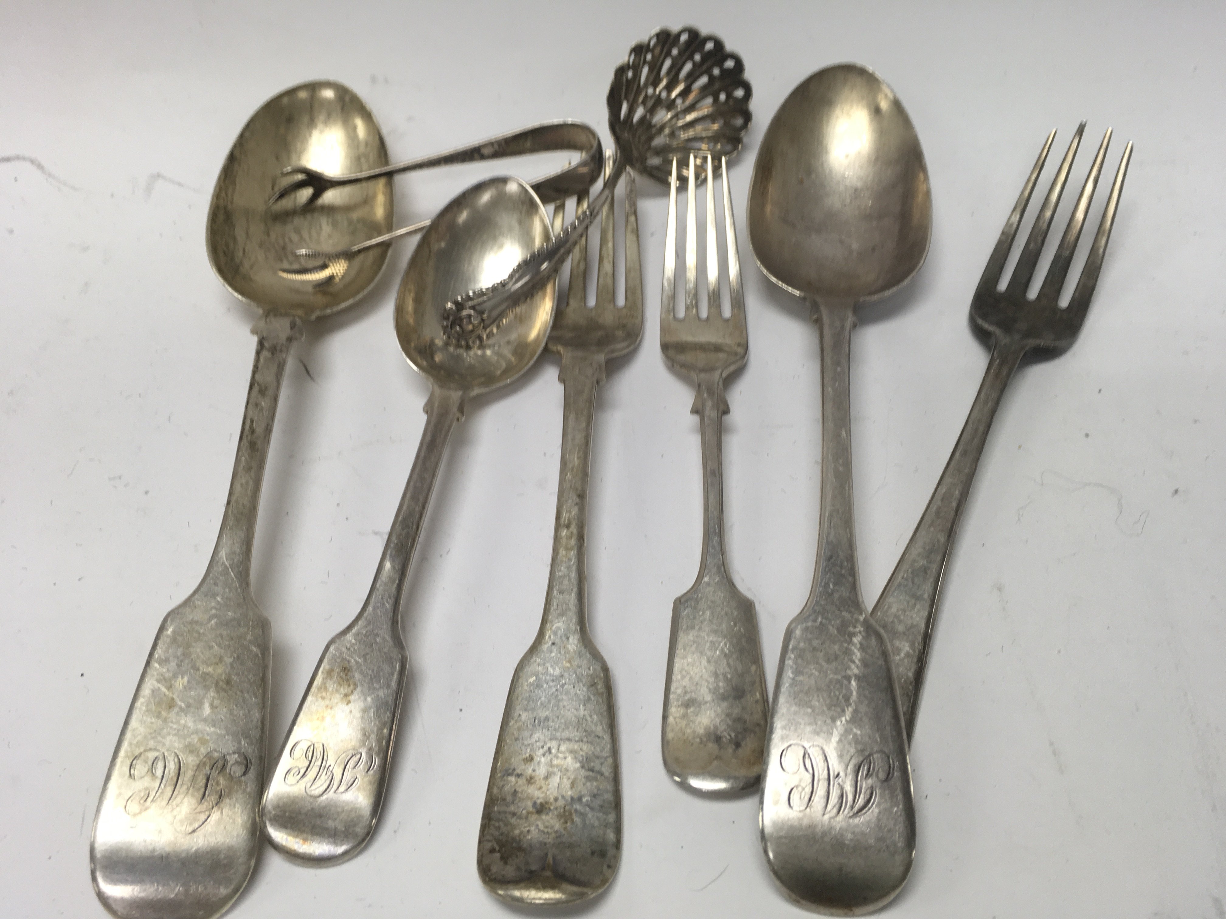 A Collection of silver cutlery 404 grams.