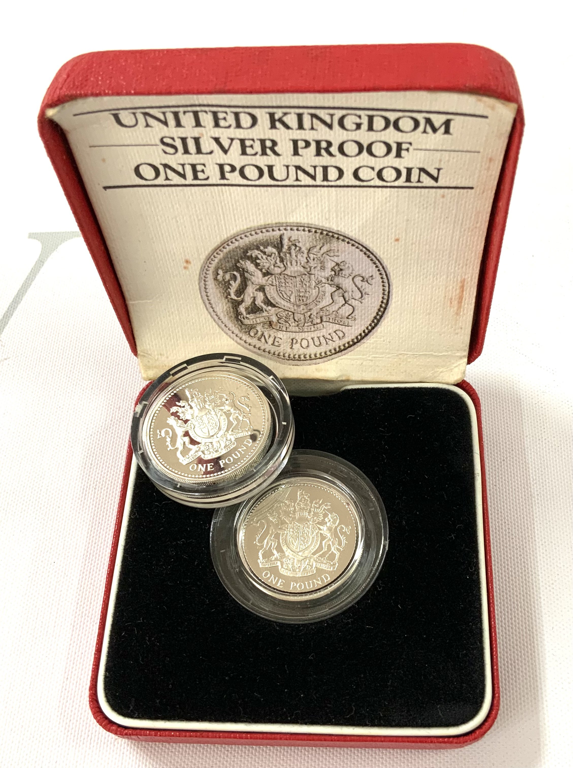 1983 First Issue &pound;1 coin x 2 (A)