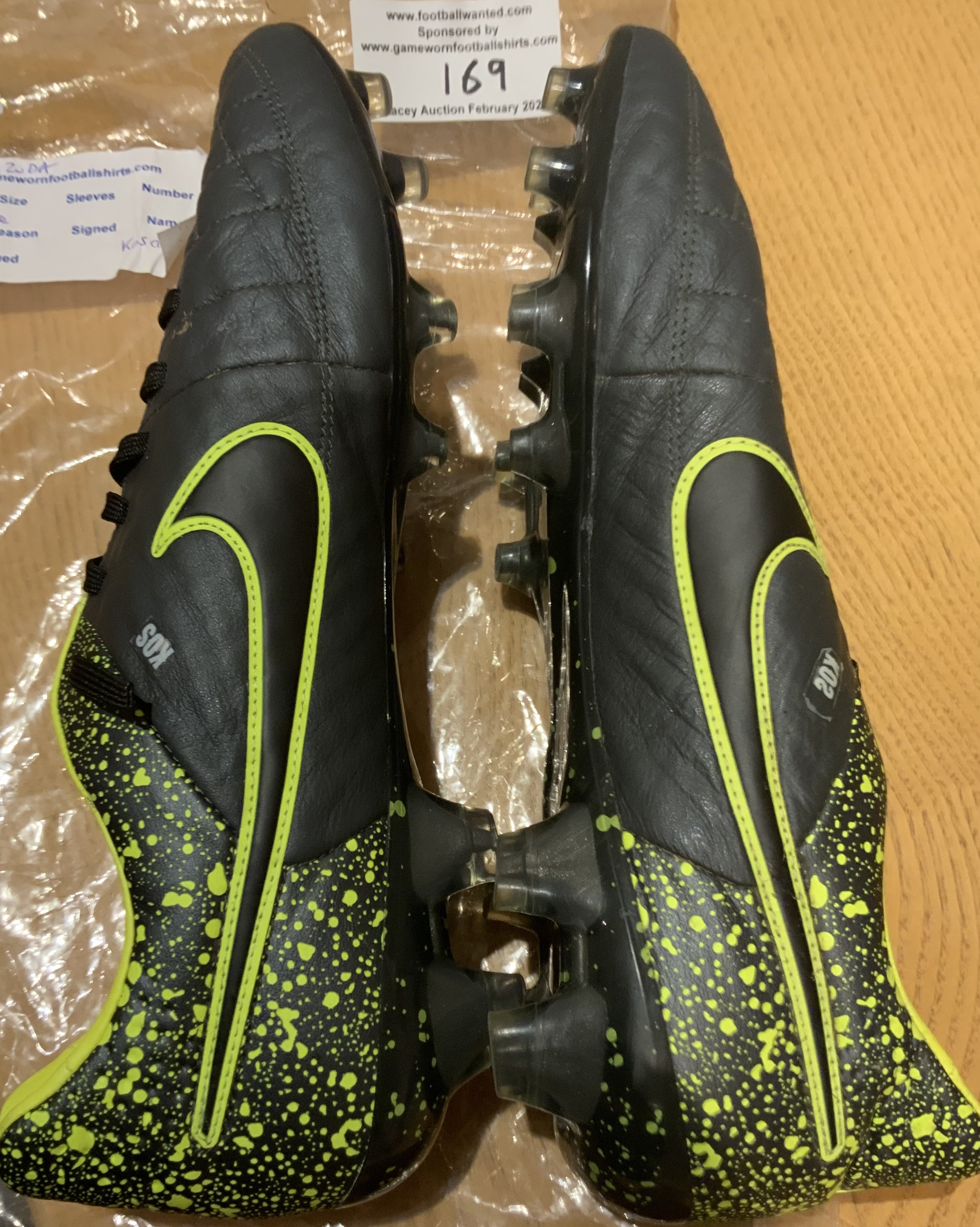 Arsenal + France Match Worn Koscielny Football Boots: Pair of Nike Tiempo boots both having initials KOS embroidered to side. Outer side has France flag and names Maina and Noah. 