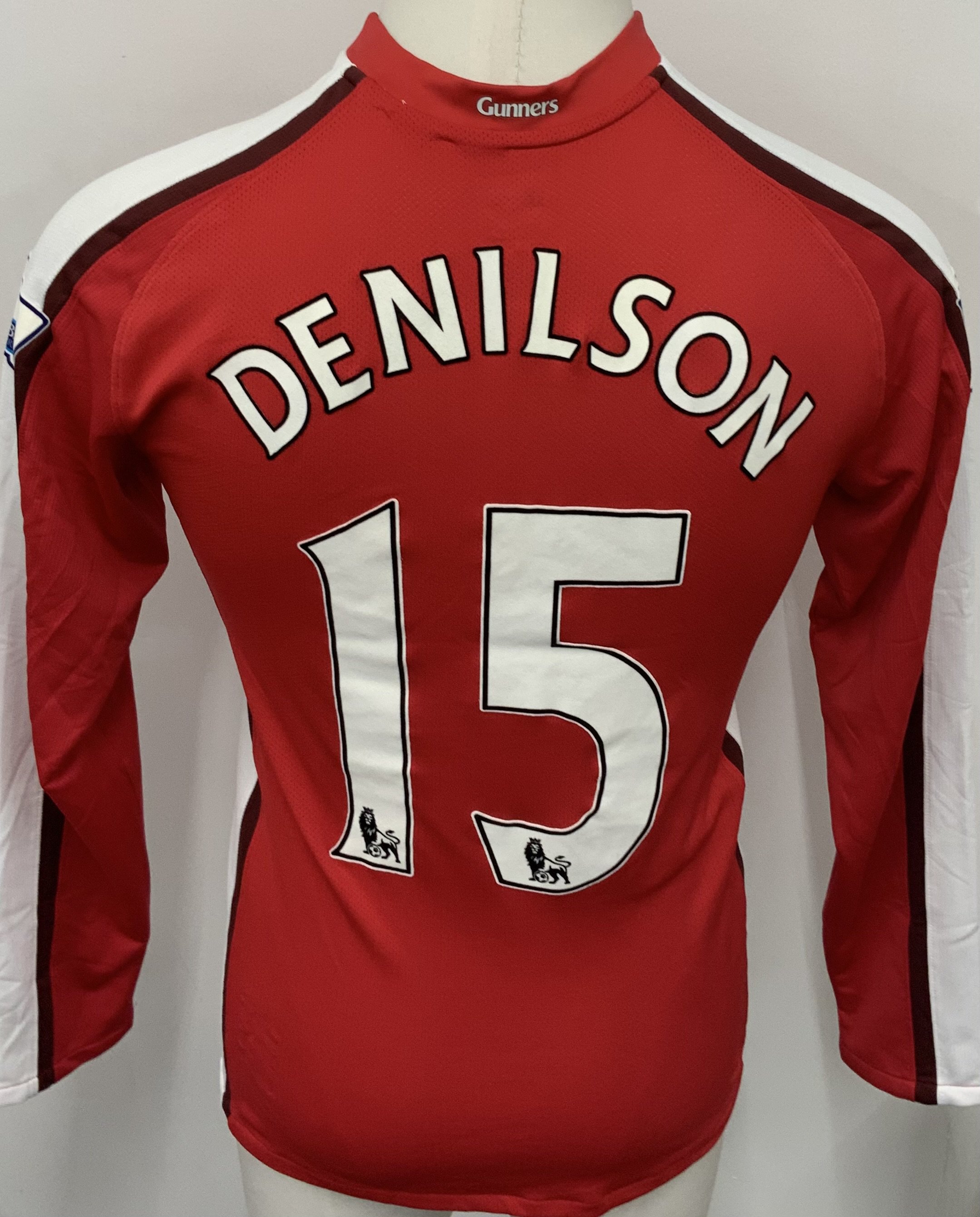 Arsenal 2009 - 2010 Home Match Worn Football Shirt: Red and white long sleeve  Nike shirt with Premier League badging to sleeves. Denilson 15 to rear.