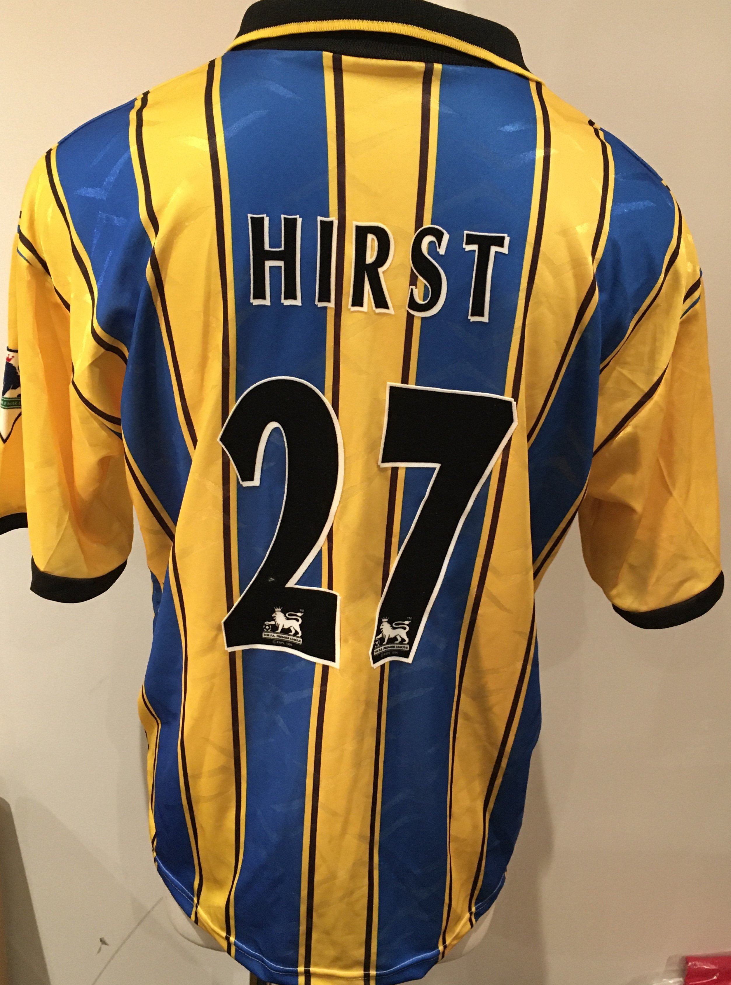 Southampton 1997 - 1998 Match Worn Football Shirt: Blue and yellow short sleeve shirt with Premier League badge to sleeves. Hirst 27 to rear. 
