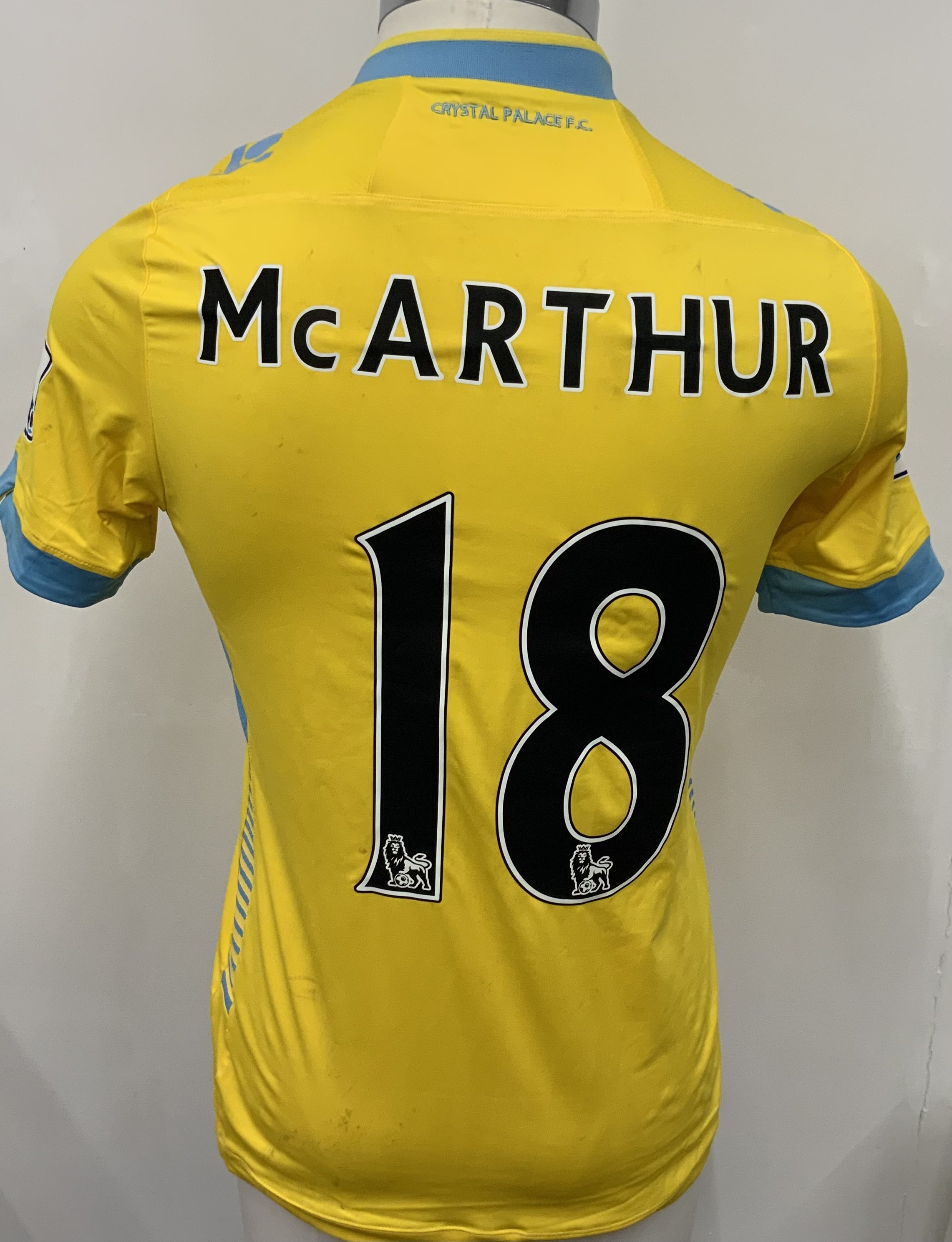 Crystal Palace 2014 - 2015 Match Worn Football Shirt: Yellow short sleeve shirt. Number 18 McArthur Premier League sleeve badging. 