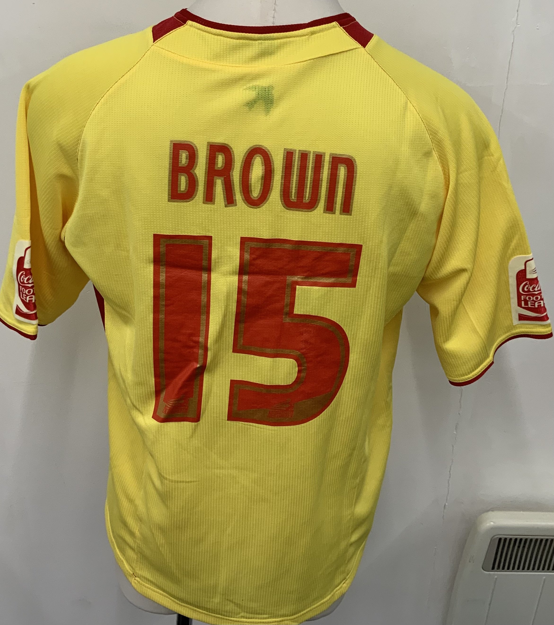 Walsall 2008 - 2009 Match Worn Football Shirt: Yellow short sleeve Easy Fit sponsored shirt with Coca Cola Football League badging to arms. Number 15 Brown to rear. 