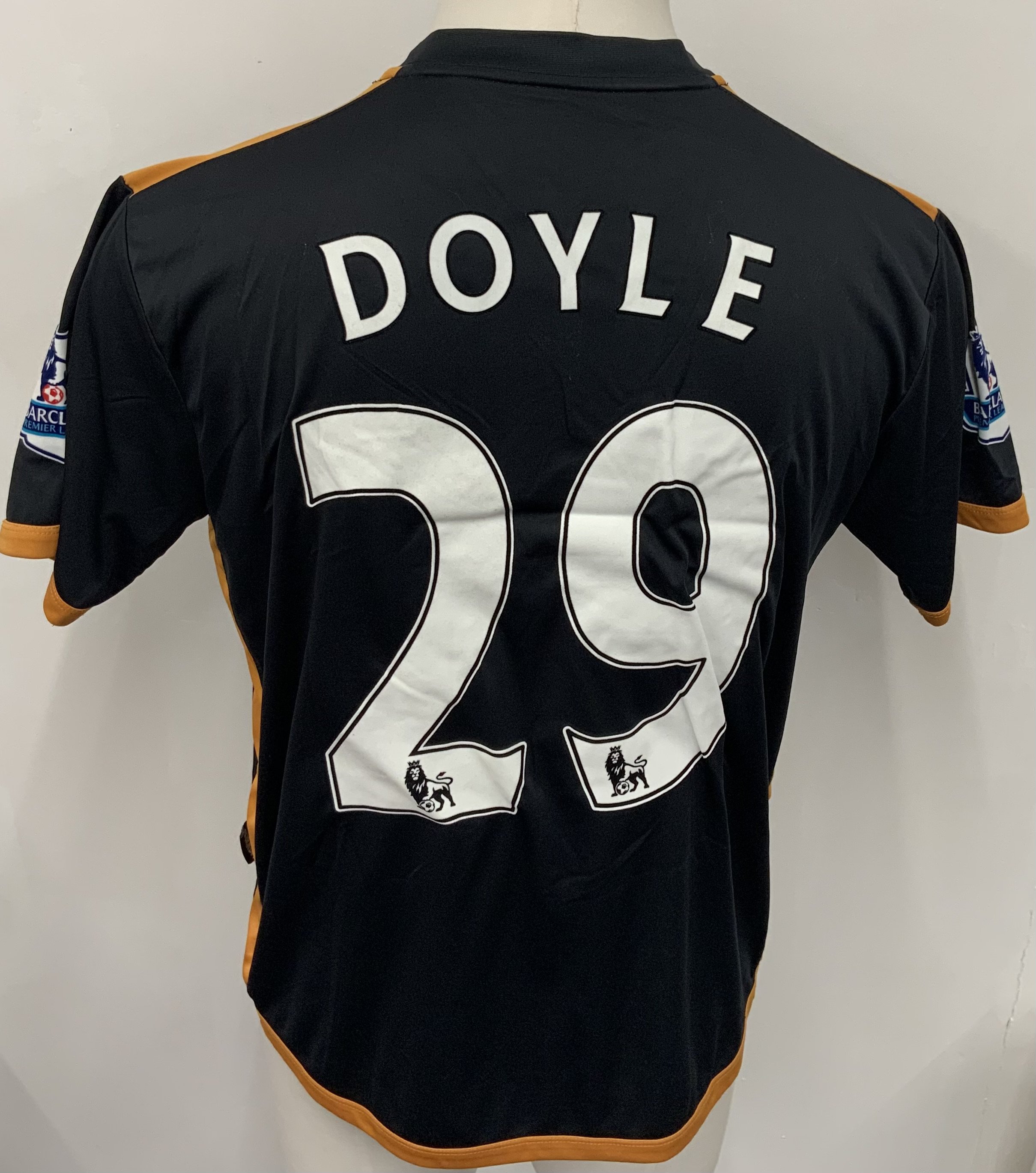 Wolves 2010 - 2012 Match Worn Football Shirt: Black short sleeve shirt. Number 29 Doyle to rear. Premier League badging. 