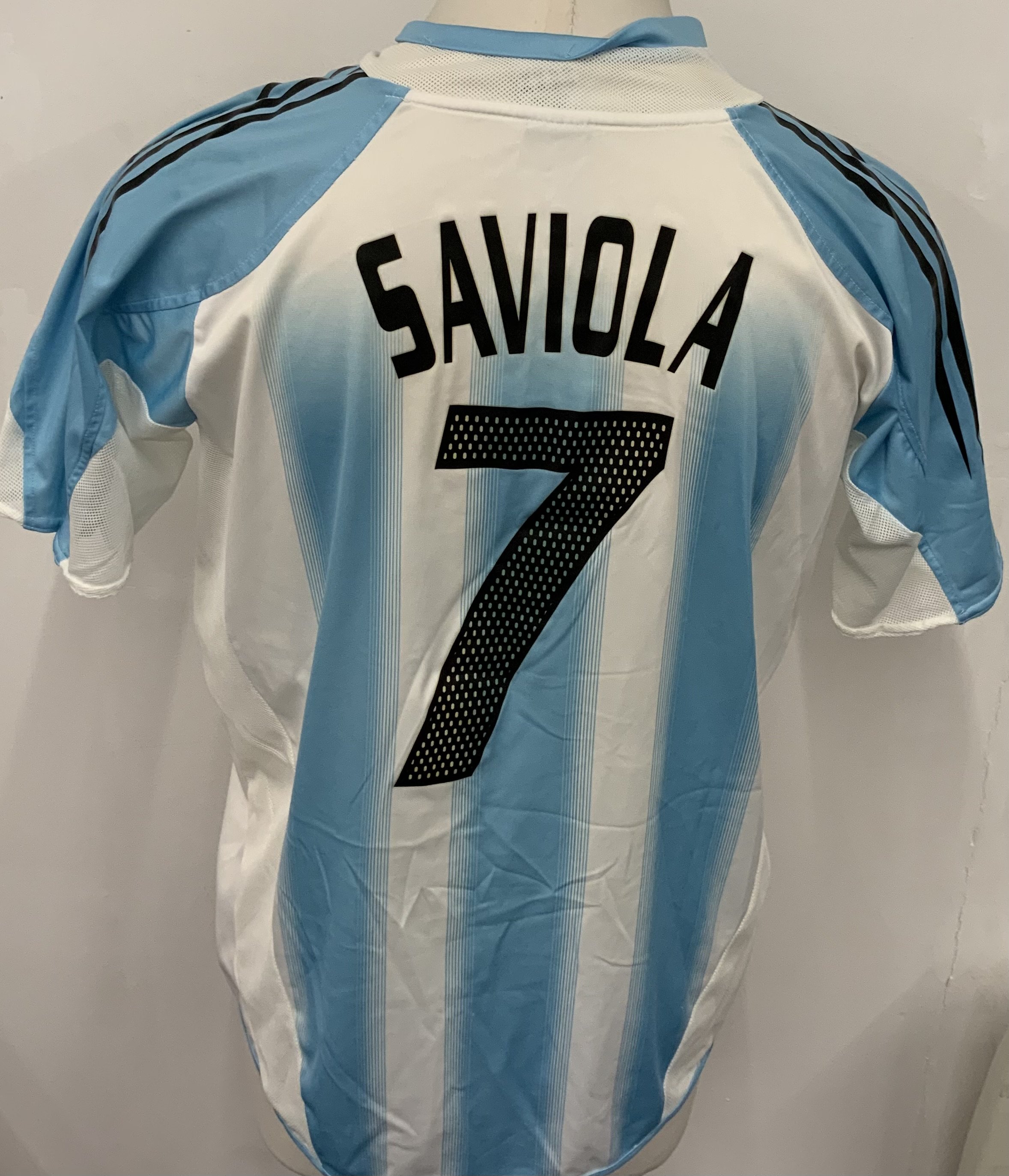 Argentina 2004 Match Worn Football Shirt: Blue and white striped short sleeve shirt. Number 7. Worn during Athens Olympics which Argentina won. Saviola played in the final. 