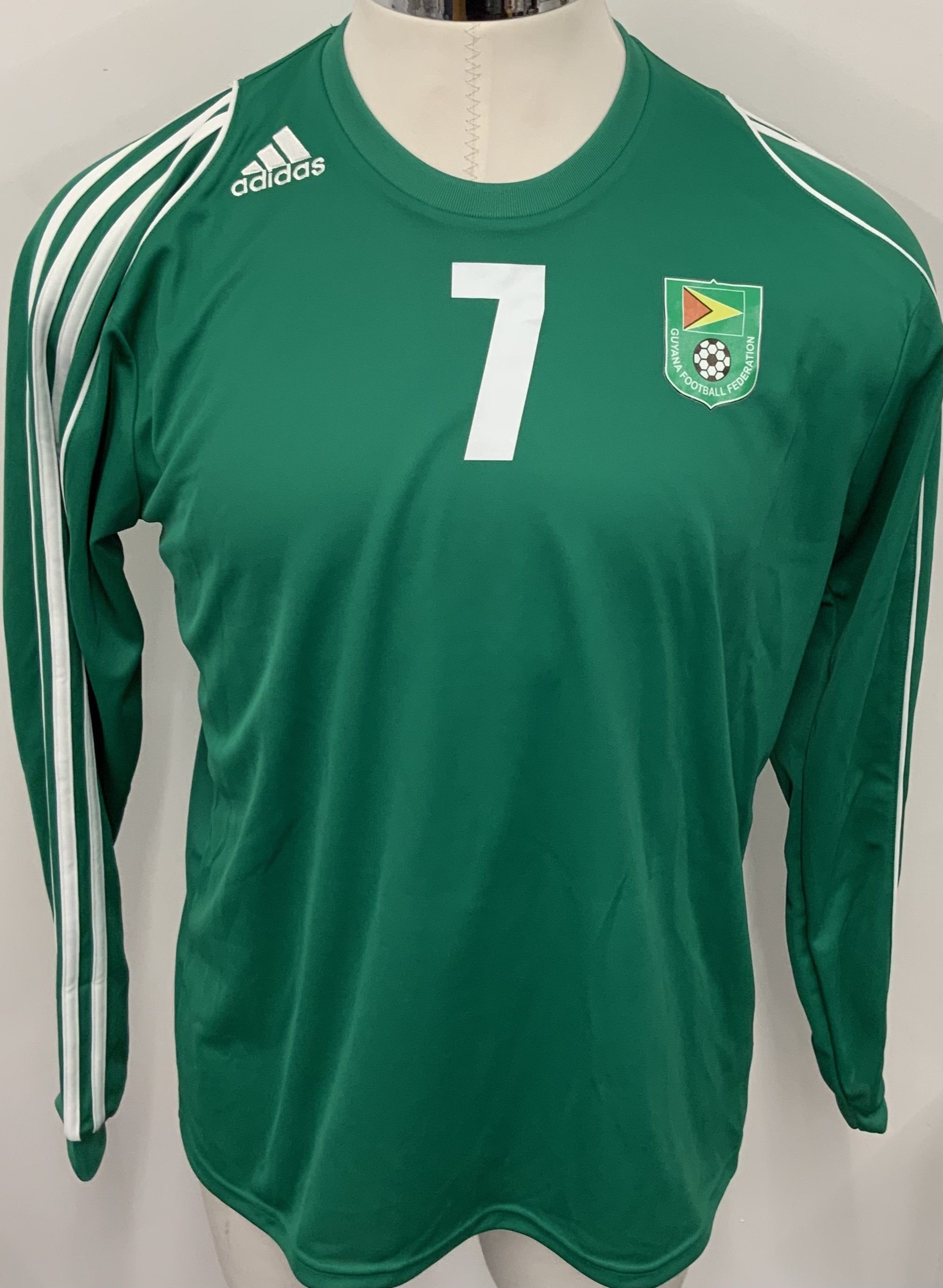 Guyana 2007 Match Worn Football Shirt: Green long sleeve shirt with number 7 to front and back. 
