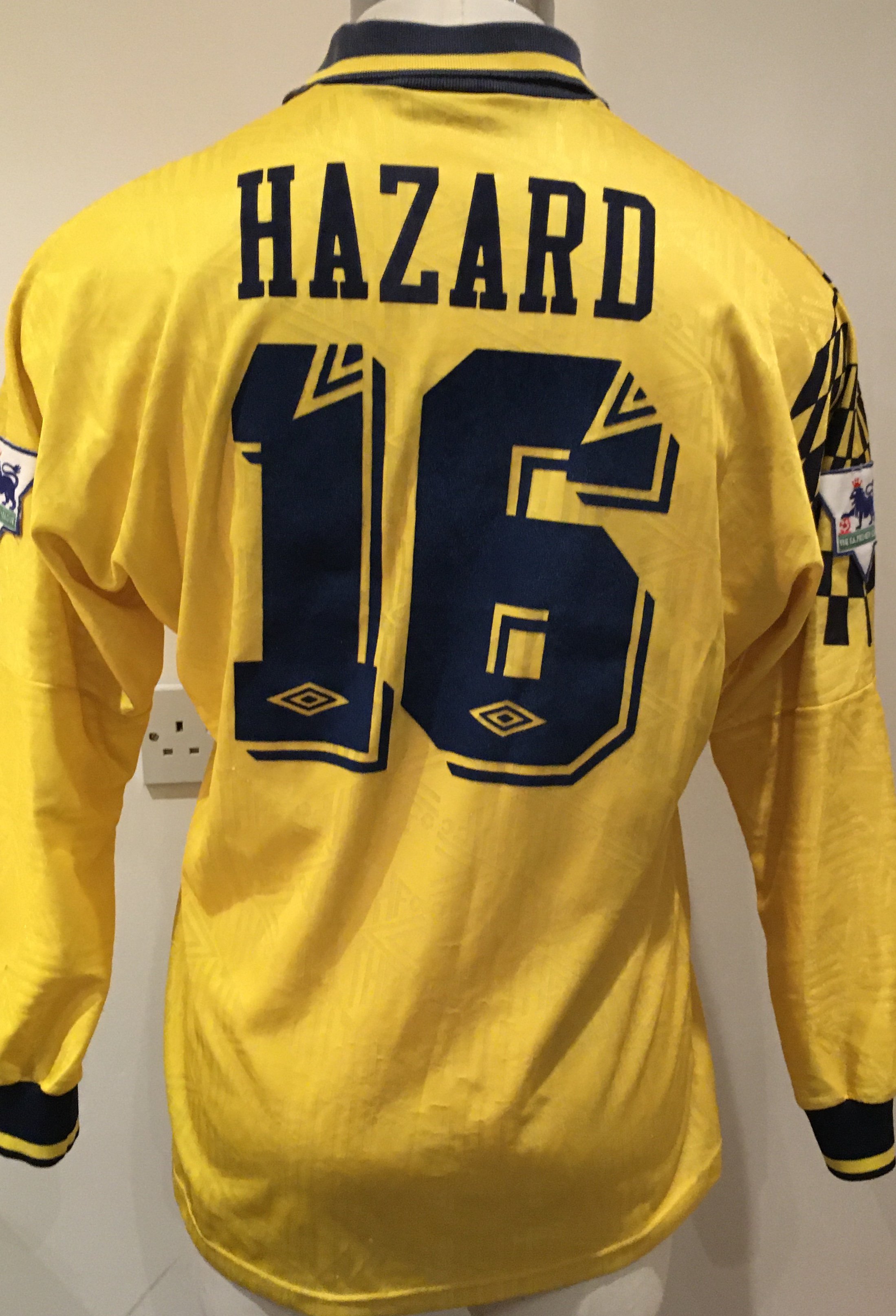 Tottenham 1994 - 1995 Match Worn Football Shirt: Yellow long sleeve third shirt with Premier League badging to sleeves. Hazard 16 to rear. Shirt is signed to front by the player with dedication. 