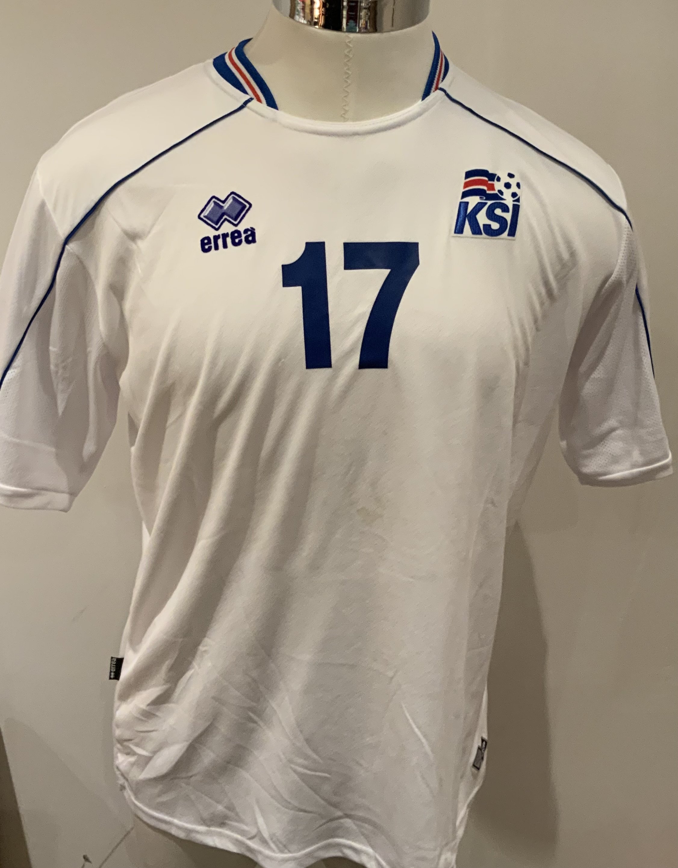 Iceland Match Issued Football Shirt: White short sleeve shirt with number 17 to rear. Issued to Elmar Bjarnason for the 2010 World Cup qualifier v Scotland on 1 April 2009. Player was an unused substitute. 