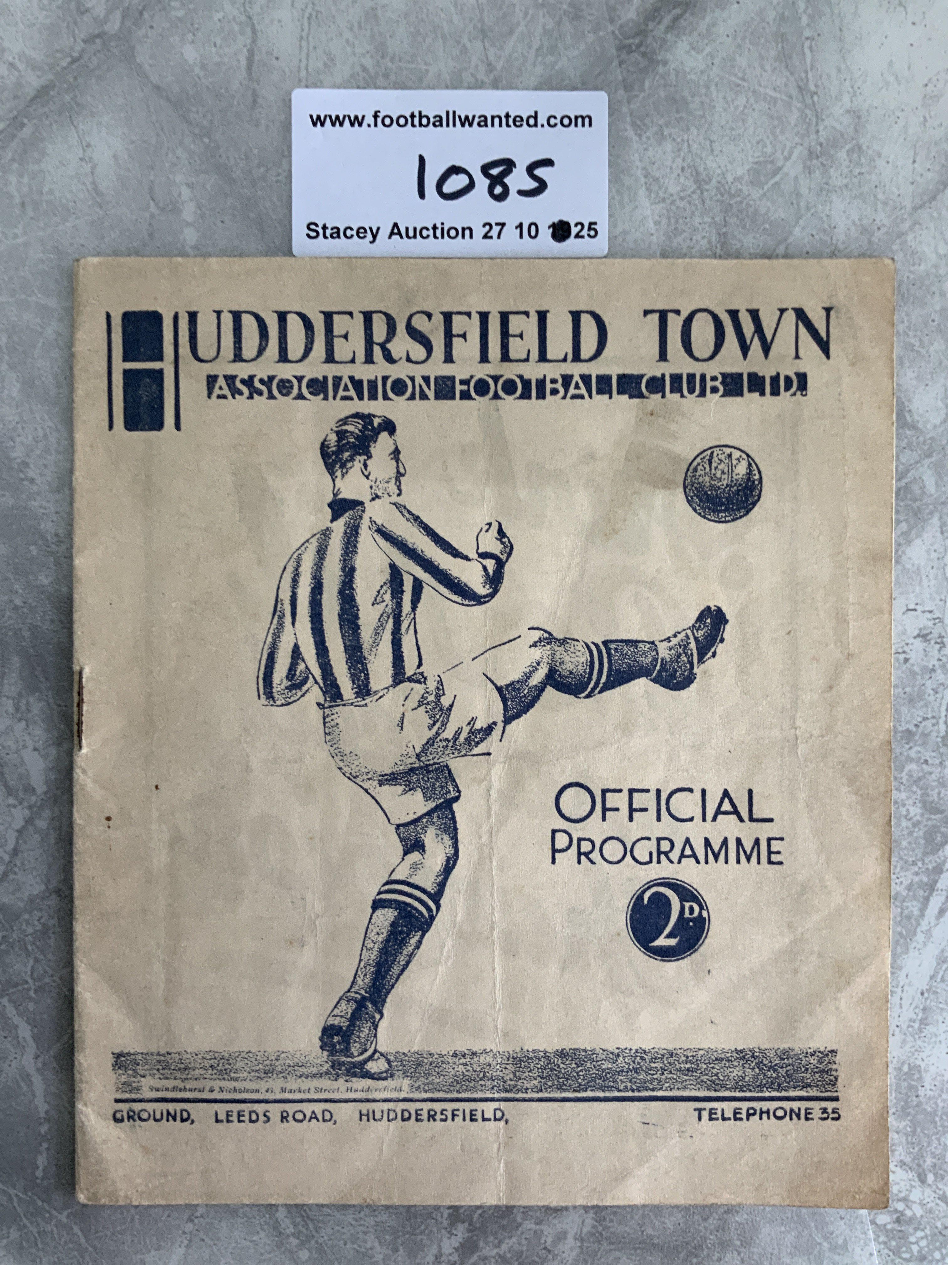 1937 - 1938 Huddersfield Town v Hull City FA Cup Football Programme: Good condition programme with no team changes.