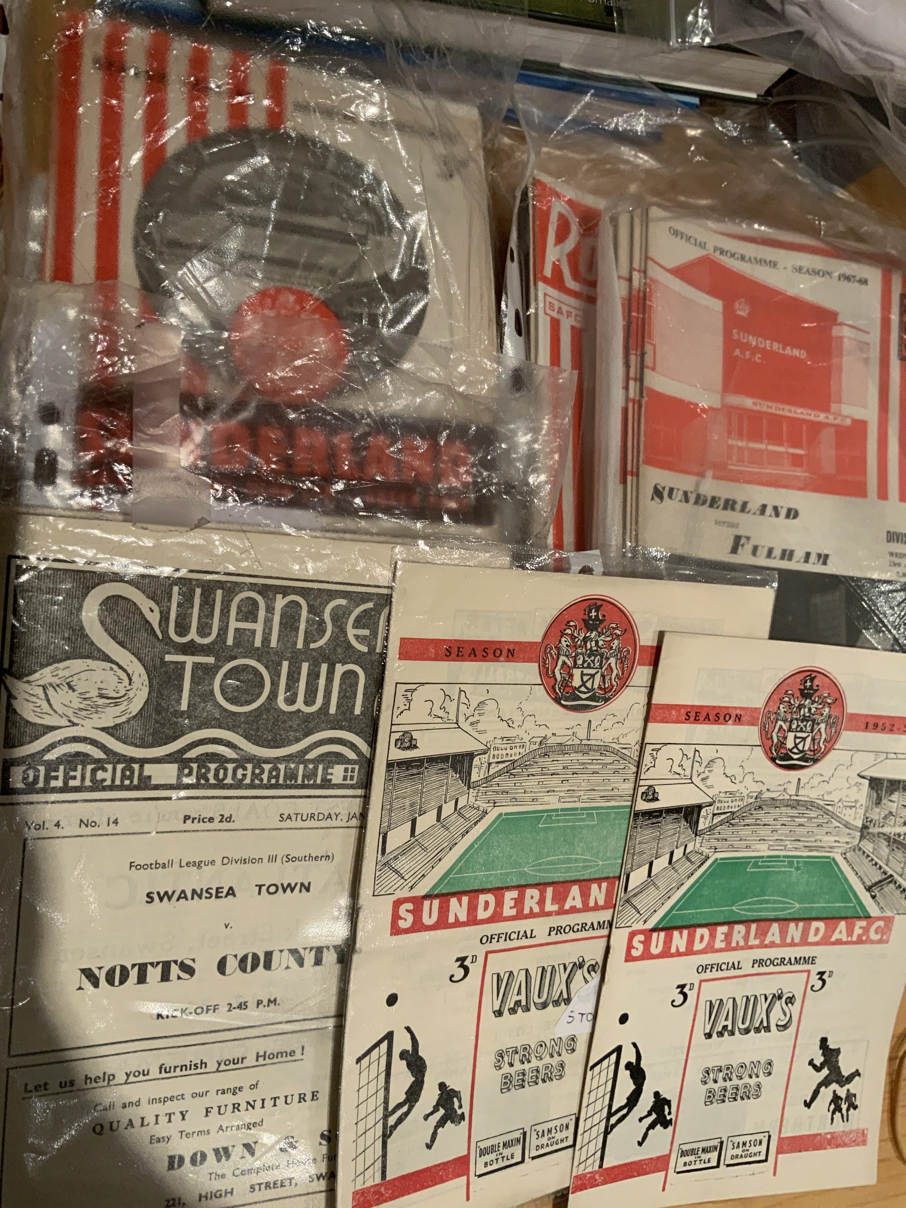 Sunderland + Swansea Football Programmes: Sunderland has 6 x 1950s including 52/53 Stoke, 67 x 1960s and includes 60/61 Bangu, 62/63 Standard Liege, 76/77 Australian Federation. Fair/good with no duplication. Swansea includes 48/49 Notts County, 10 x 1950s, 21 x 1960s which are mostly early 1960s. Includes 52/53 Bury, 54/55 Notts Forest, Rotherham and Bury. Good with no duplication. (122)