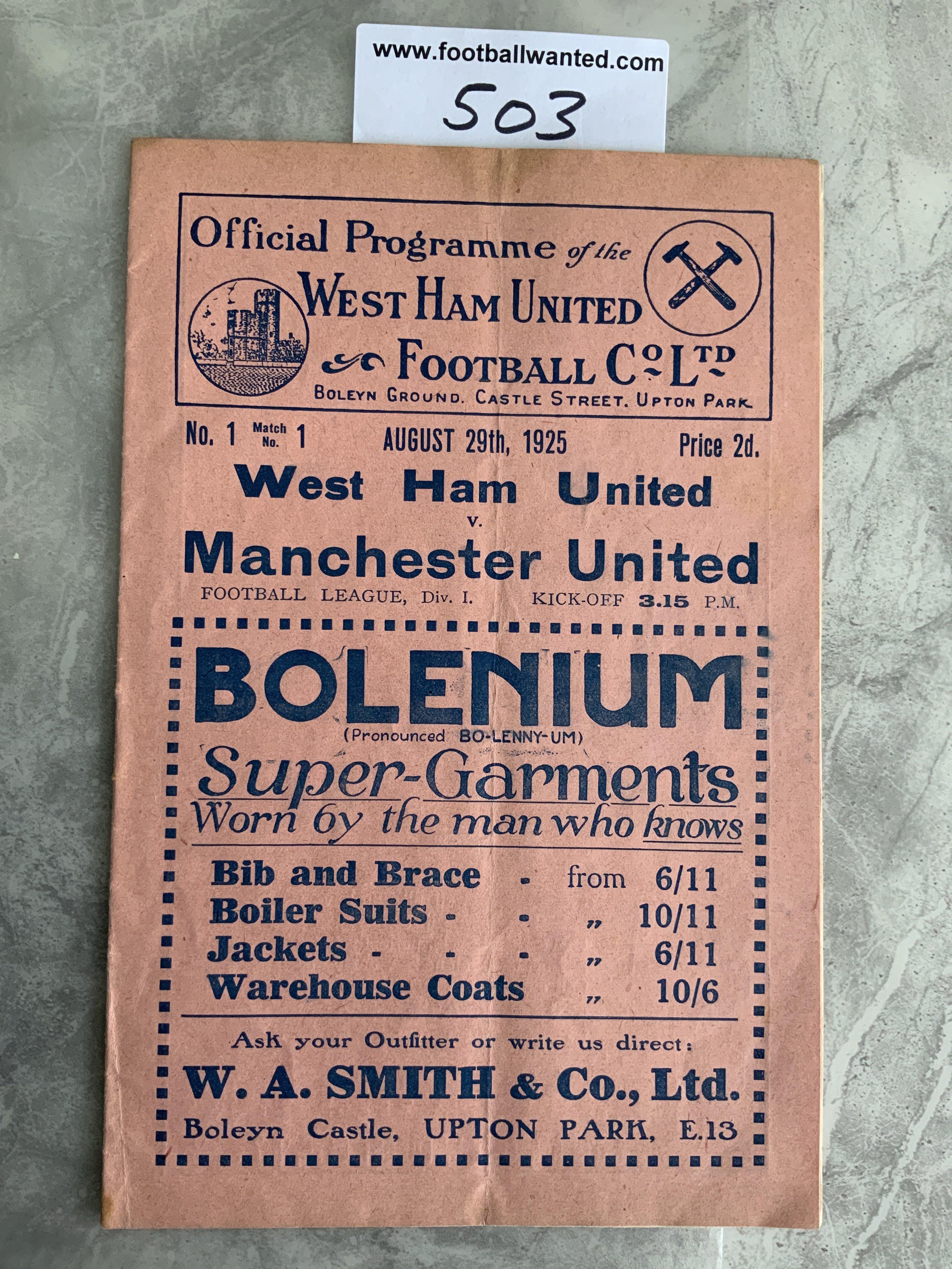 1925 - 1926 West Ham v Manchester United Football Programme: Excellent condition division one programme with no team changes. Great advert for West Ham trainer Charlie Paynters football shop.