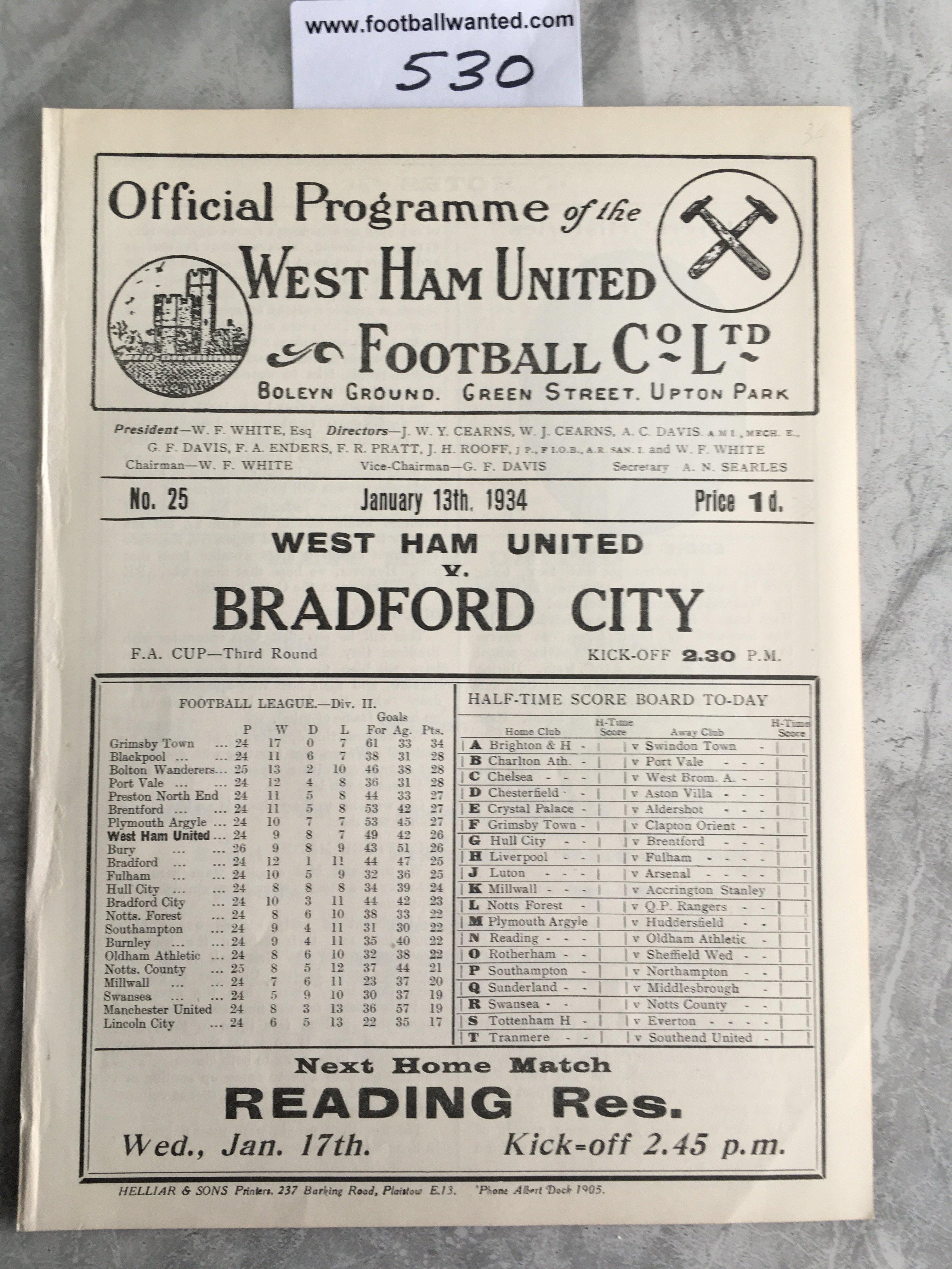 1933 - 1934 West Ham v Bradford City Football Programme: Excellent condition ex bound white FA Cup programme with no team changes.