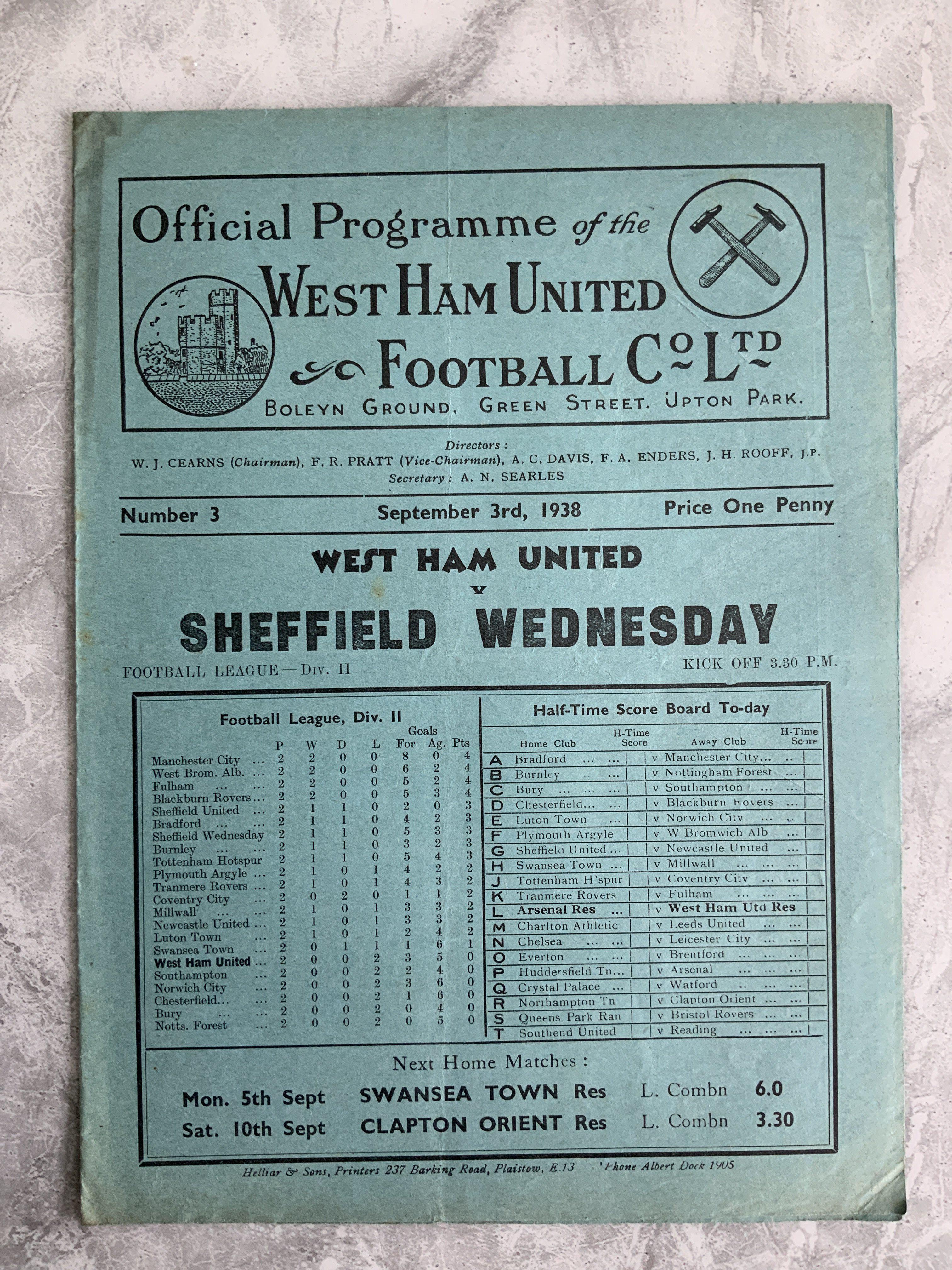 1938 - 1939 West Ham v Sheffield Wednesday Football Programme: Very good condition division two programme with no team changes.
