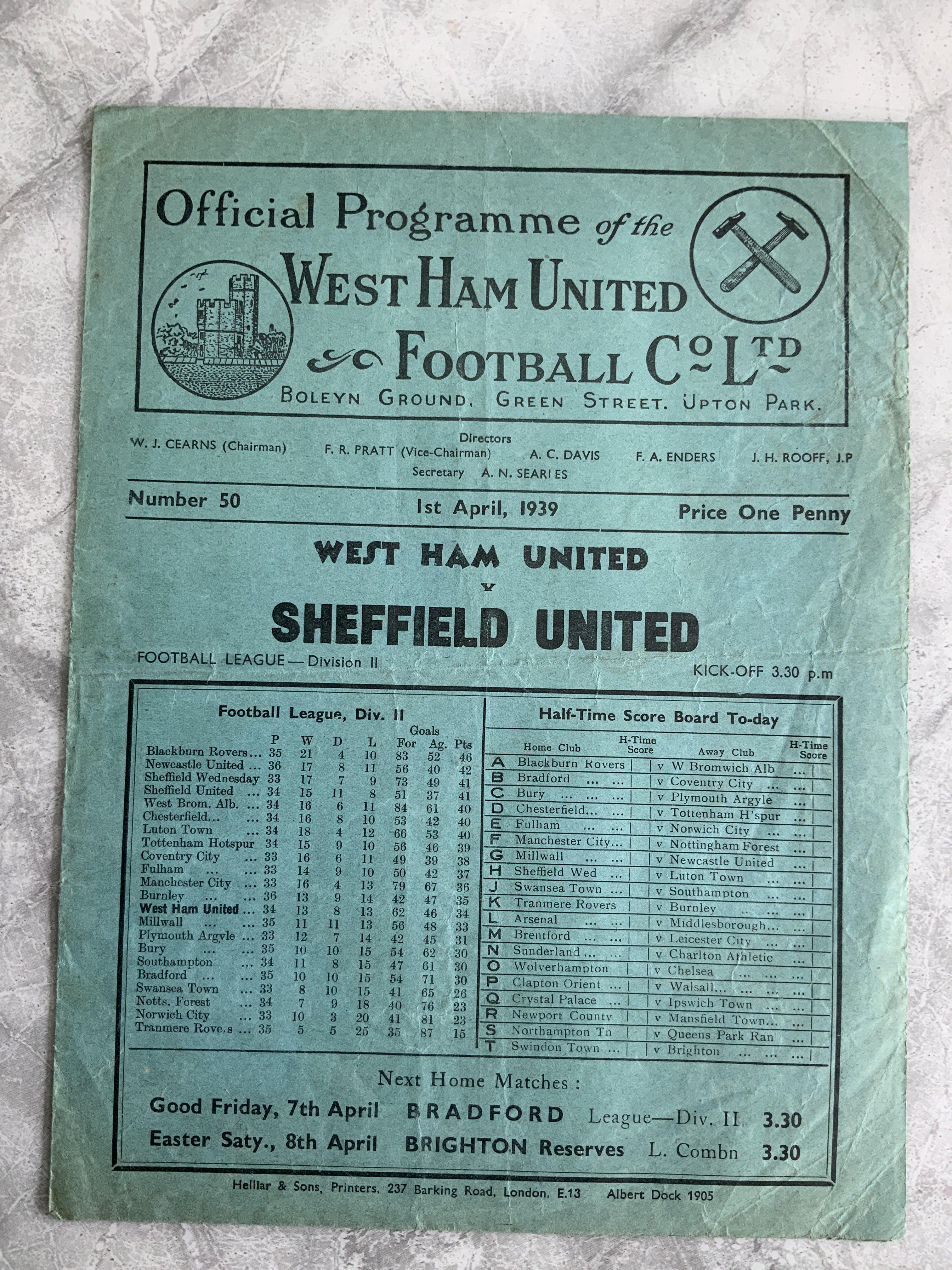 1938 - 1939 West Ham v Sheffield United Football Programme: Good condition division two programme with no team changes.