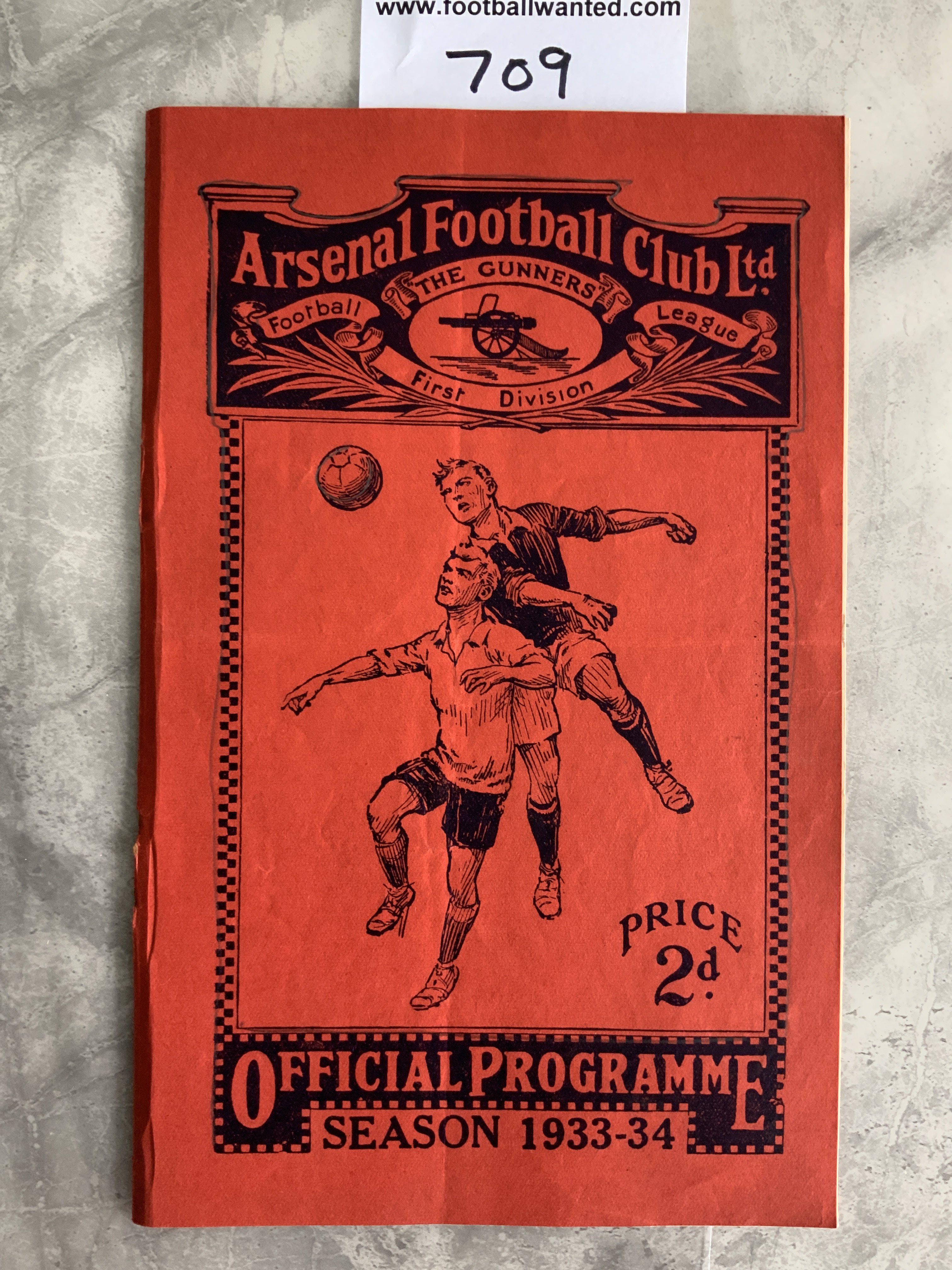 33/34 Arsenal v Huddersfield Football Programme: Good condition no team changes. Staples removed not rotted away.