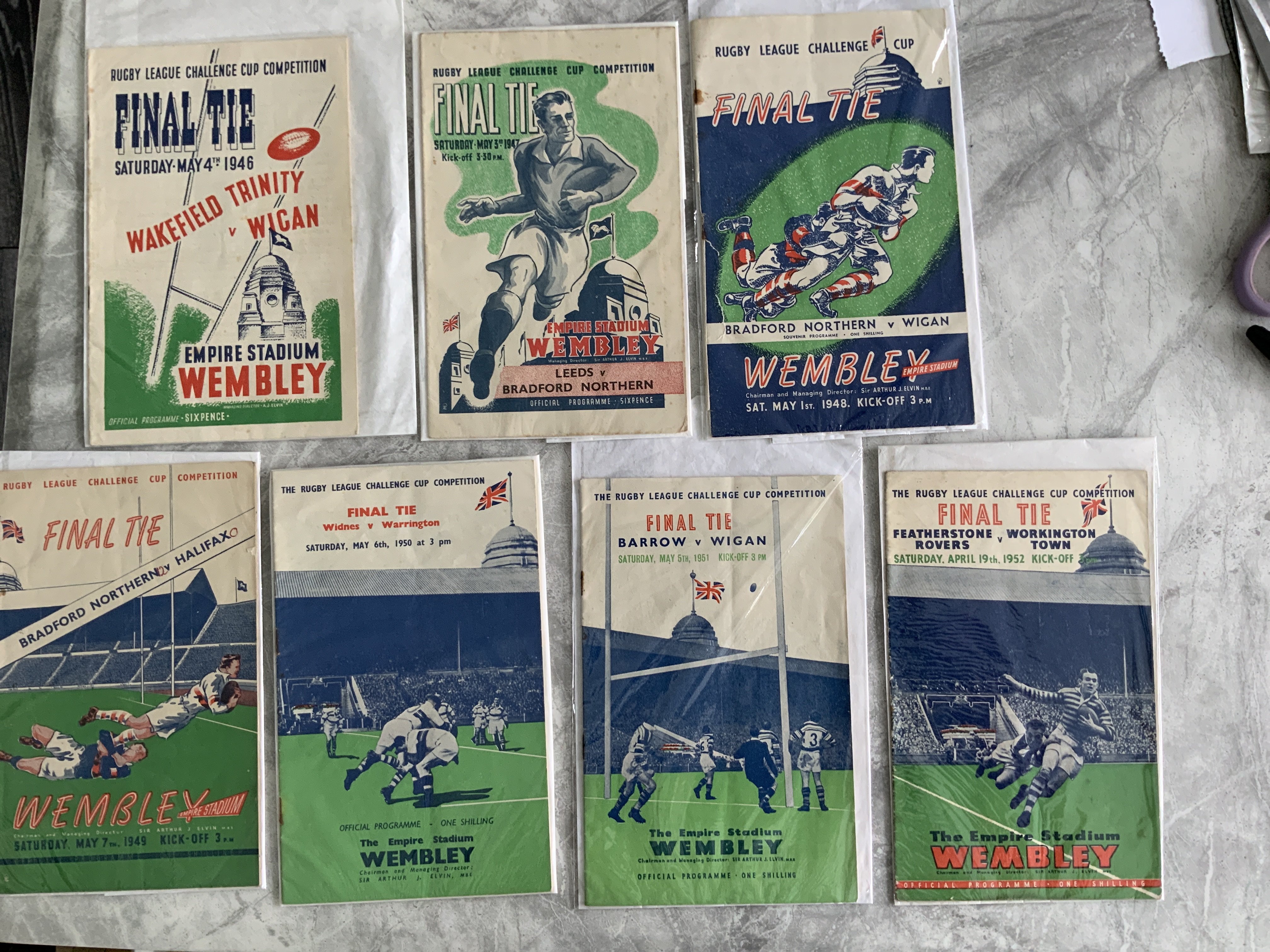 Rugby League Cup Final Programmes: Complete run from 1946 to 1952 in excellent condition. Football collectors will see the resemblance of the FA Cup Final programmes. 1949 has neat score to cover. All played at Wembley. (7)