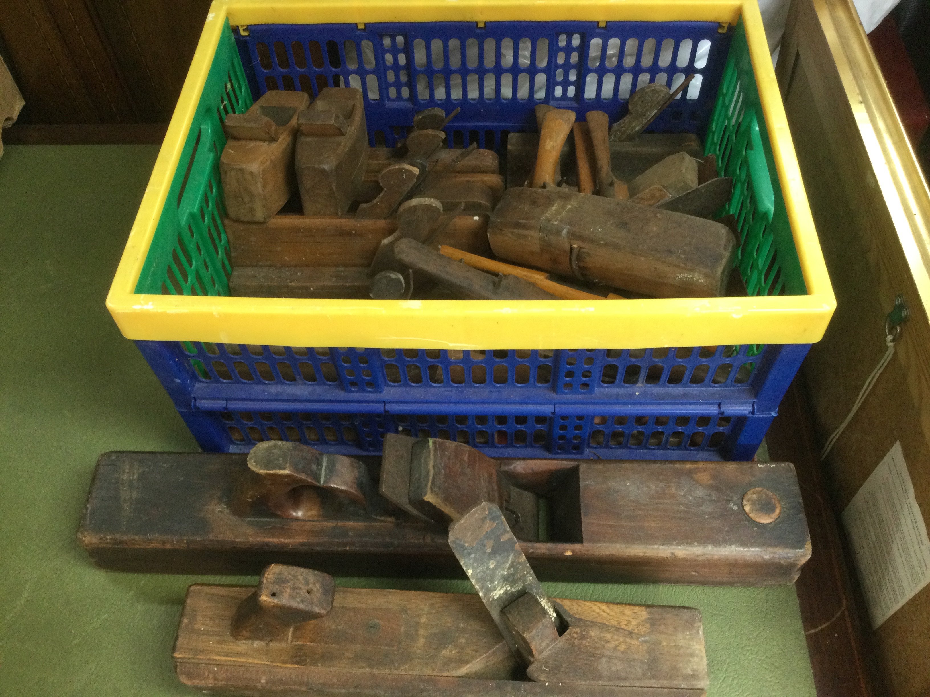 A box of wood planes. Shipping category D.