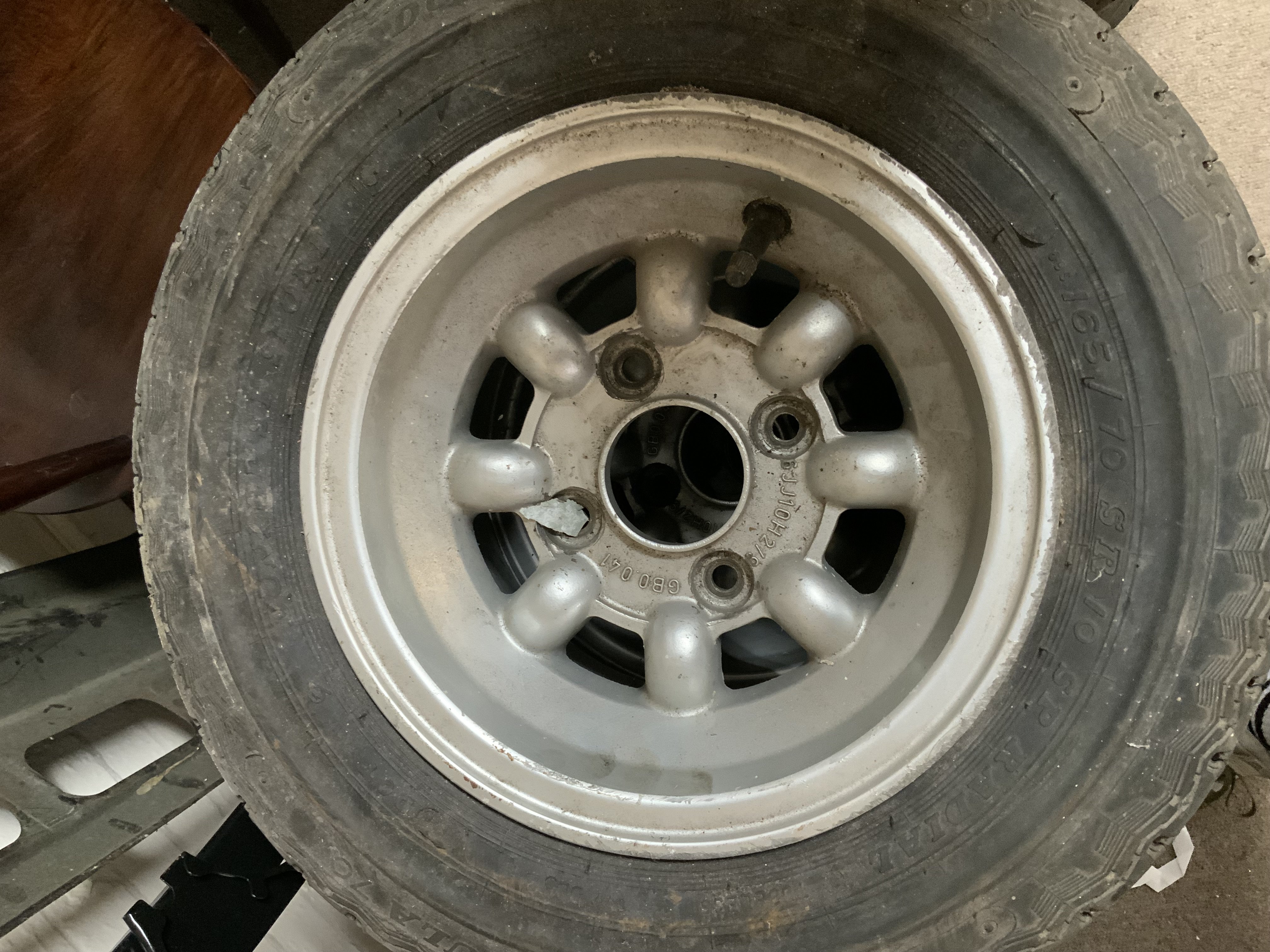 Vintage Mini Cooper parts. 4 Alloy wheels 29cm Diameter.