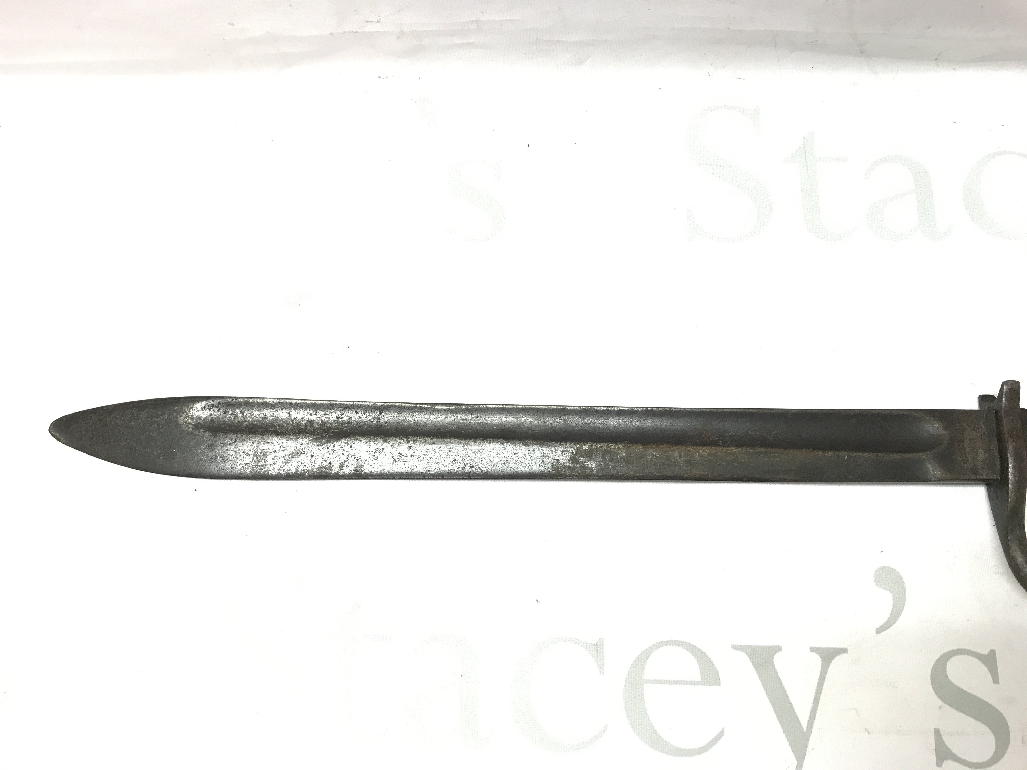 A WW1 German 1st pattern bayonet. Blade 36cm long 49cm total length . This lot cannot be posted